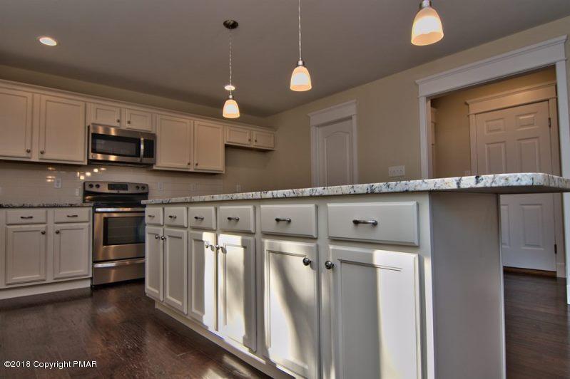 709 Kennedy Court Property Photo 15