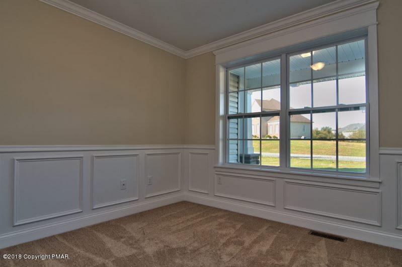 709 Kennedy Court Property Photo 23