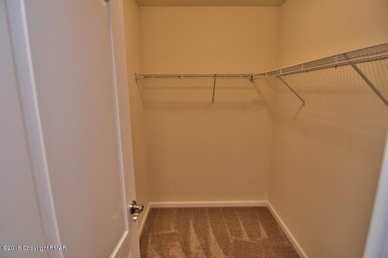 709 Kennedy Court Property Photo 33