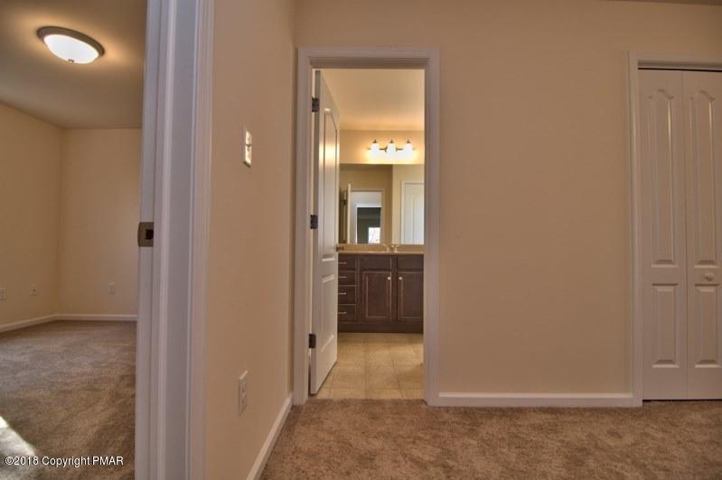 709 Kennedy Court Property Photo 40