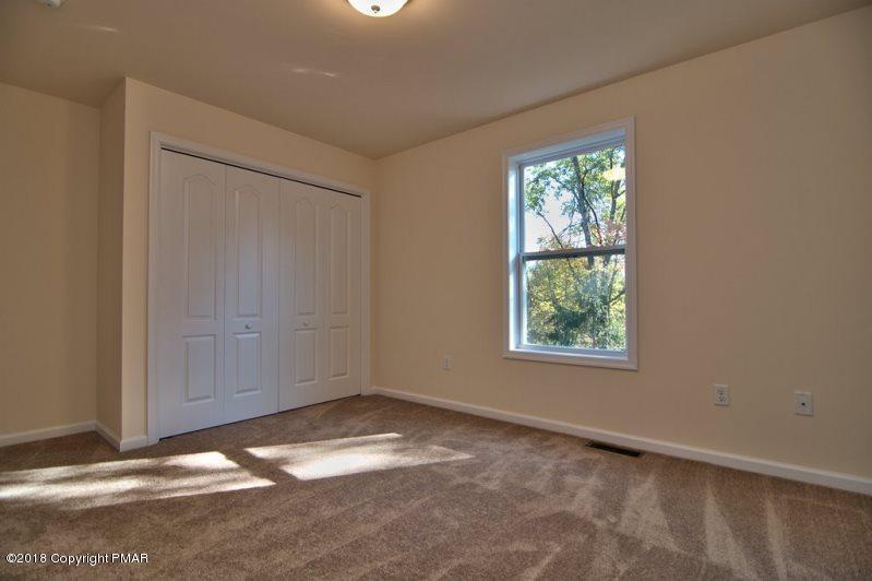 709 Kennedy Court Property Photo 42
