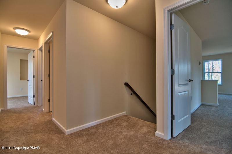 709 Kennedy Court Property Photo 46