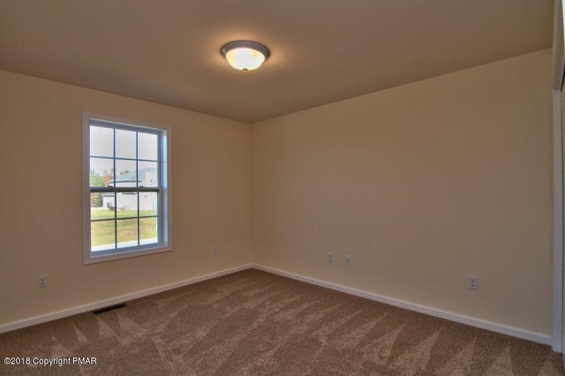709 Kennedy Court Property Photo 48