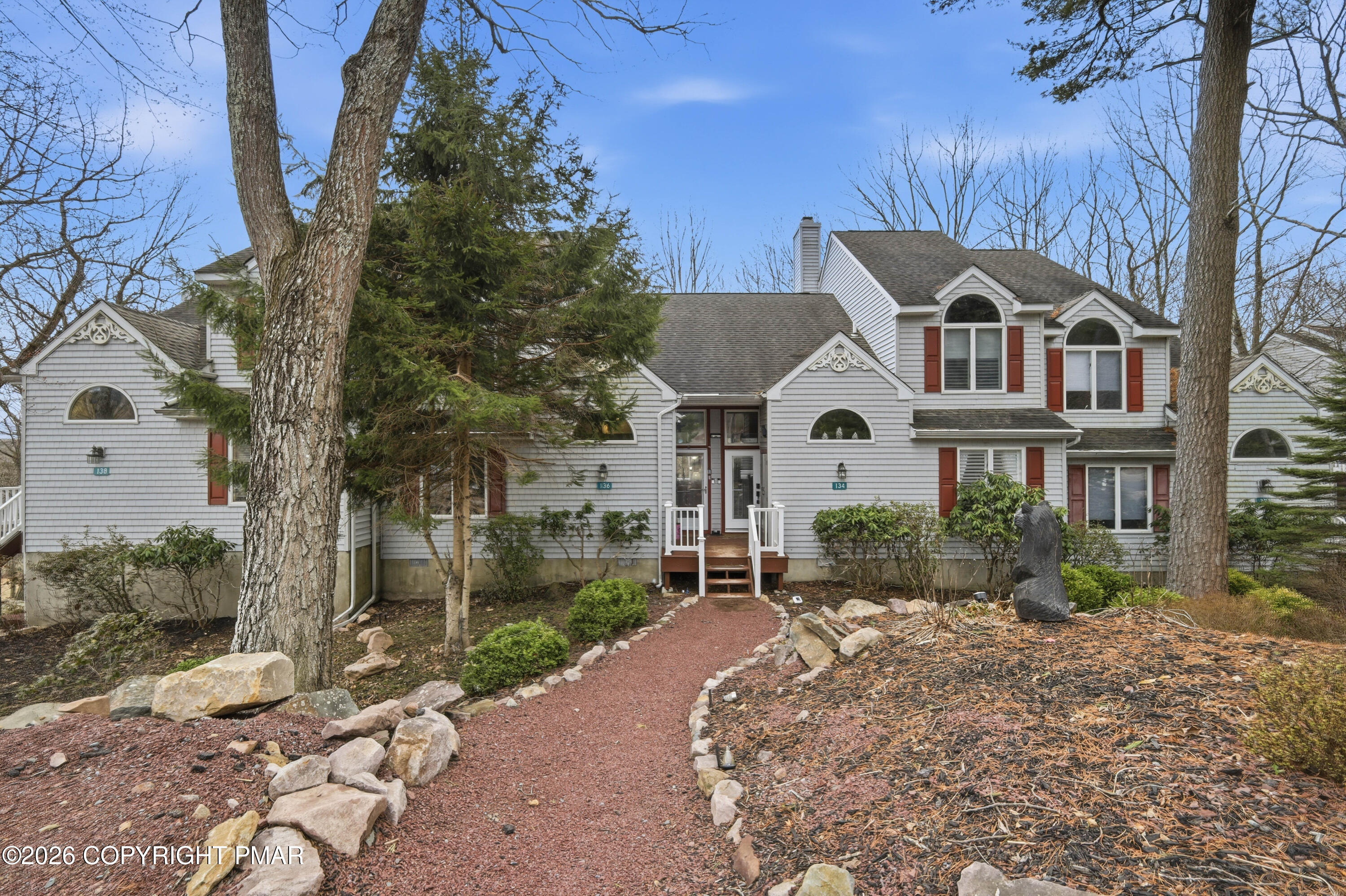 136 Laurelwood Drive Property Photo 1