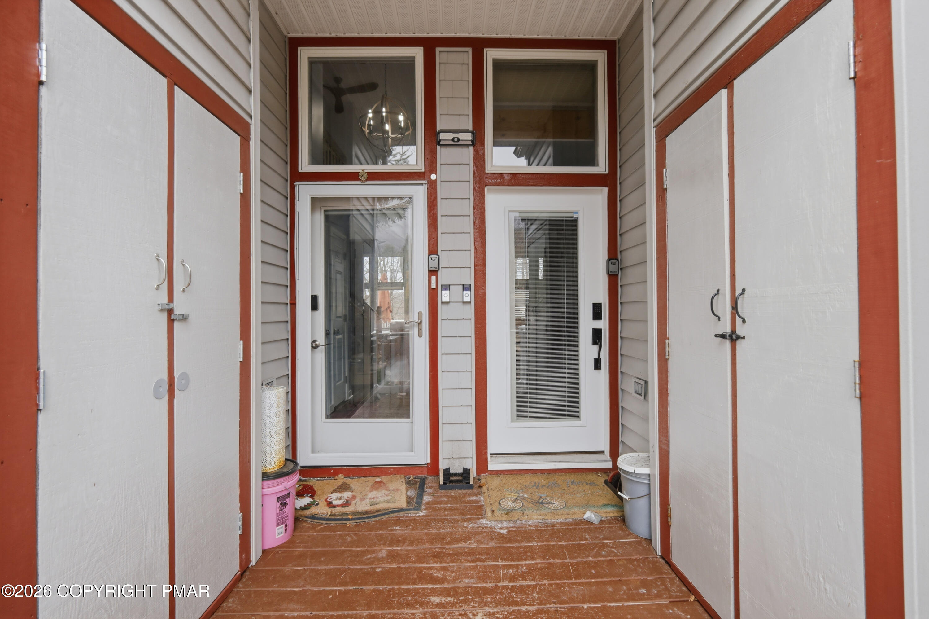 136 Laurelwood Drive Property Photo 24