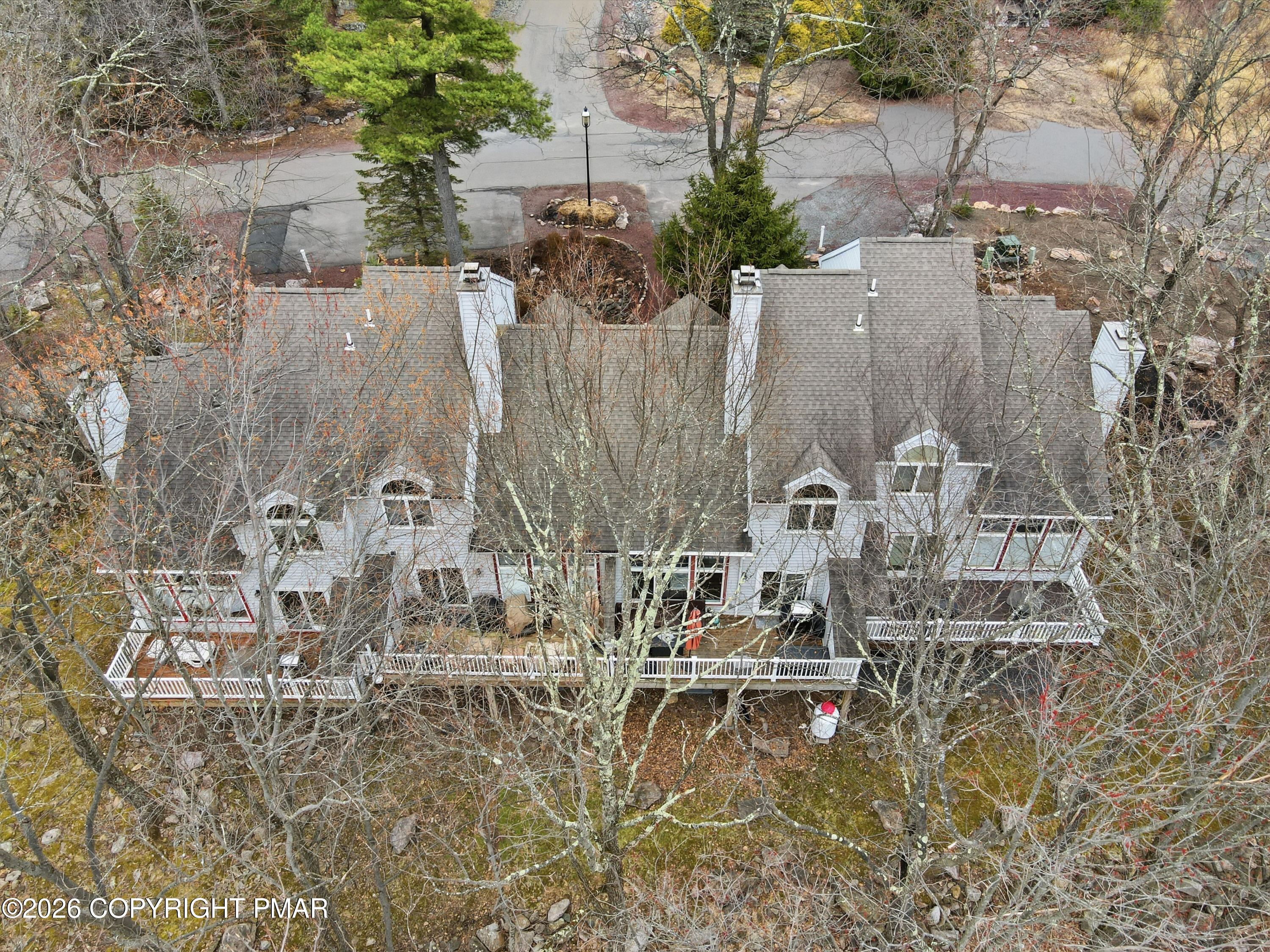 136 Laurelwood Drive Property Photo 25