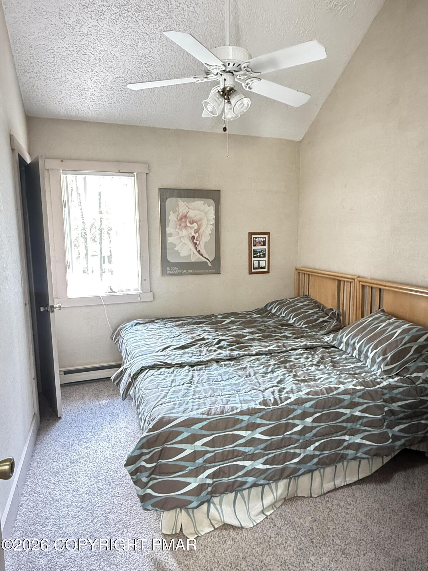 844 Crest Pines Lane Property Photo 2