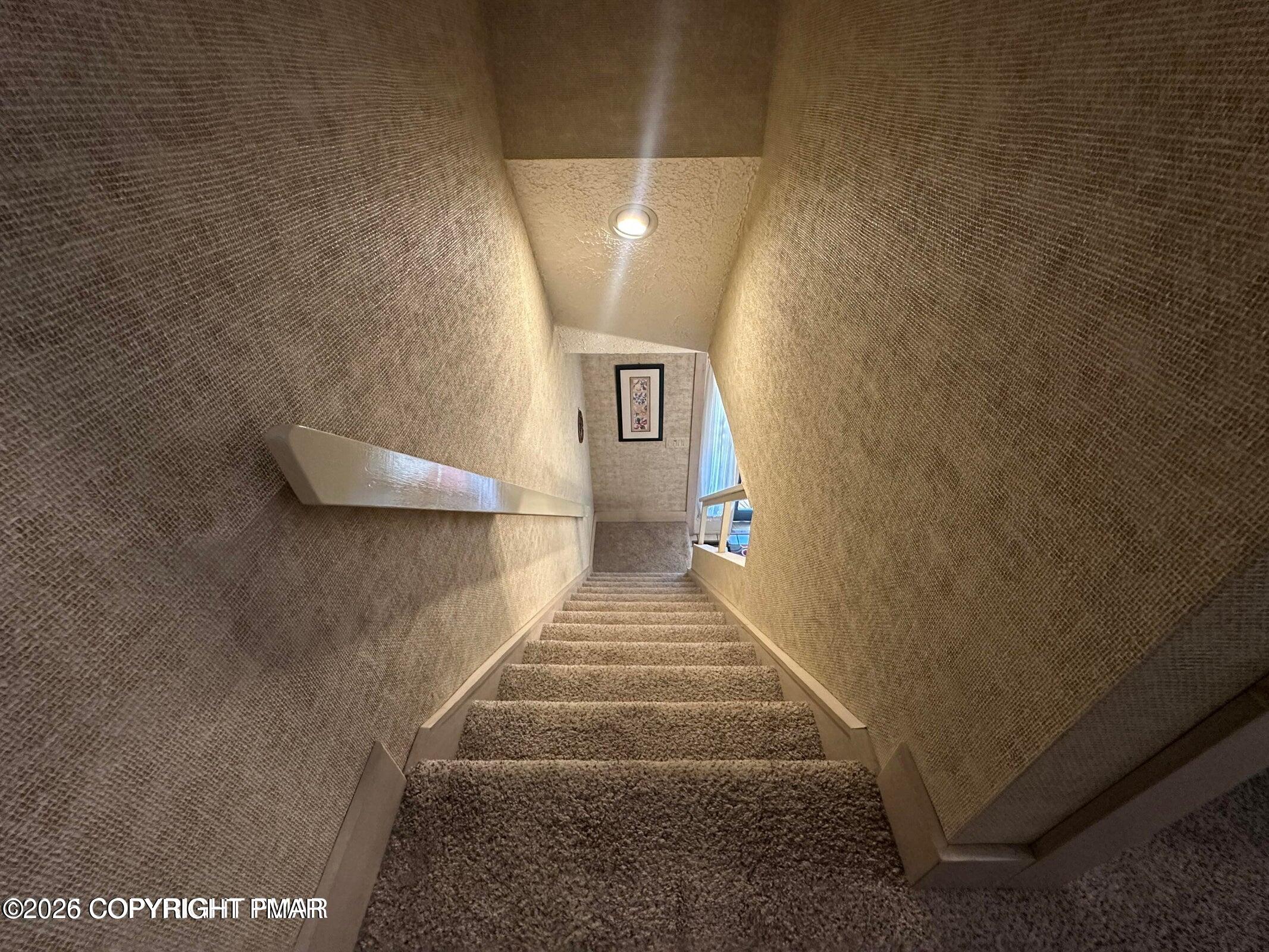 844 Crest Pines Lane Property Photo 15