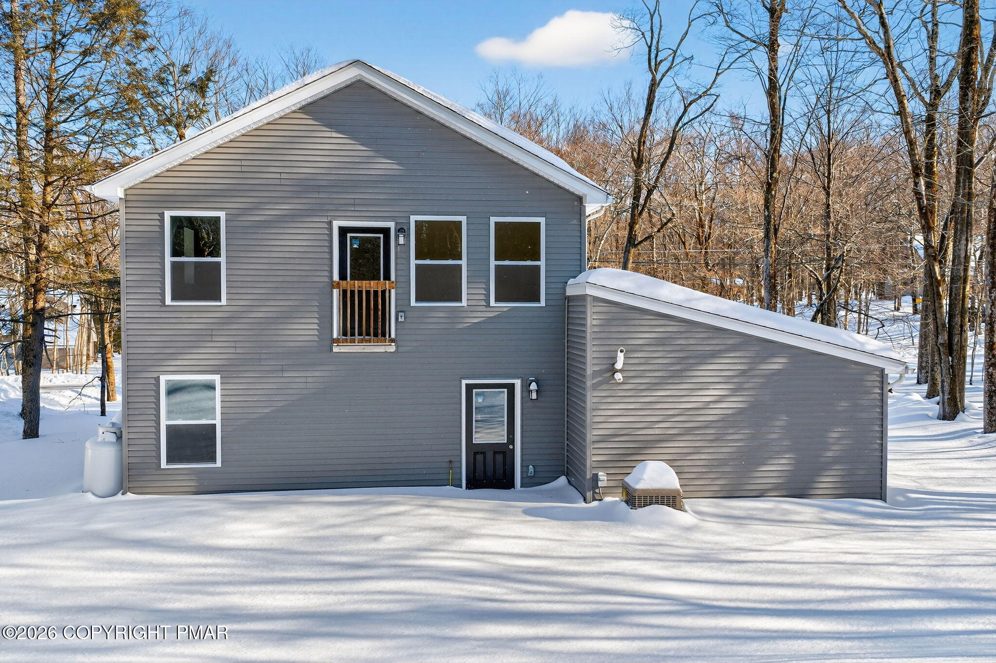 1073 West Side Drive Property Photo 13