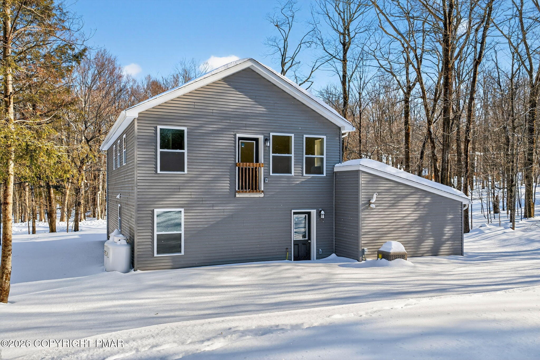 1073 West Side Drive Property Photo 14