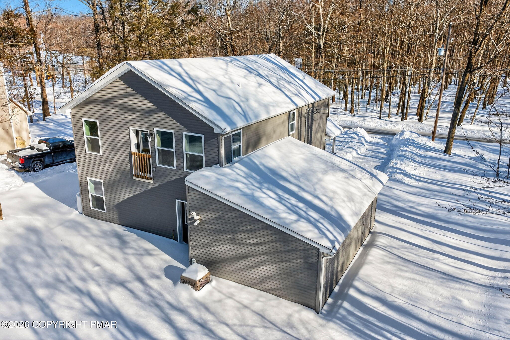 1073 West Side Drive Property Photo 25