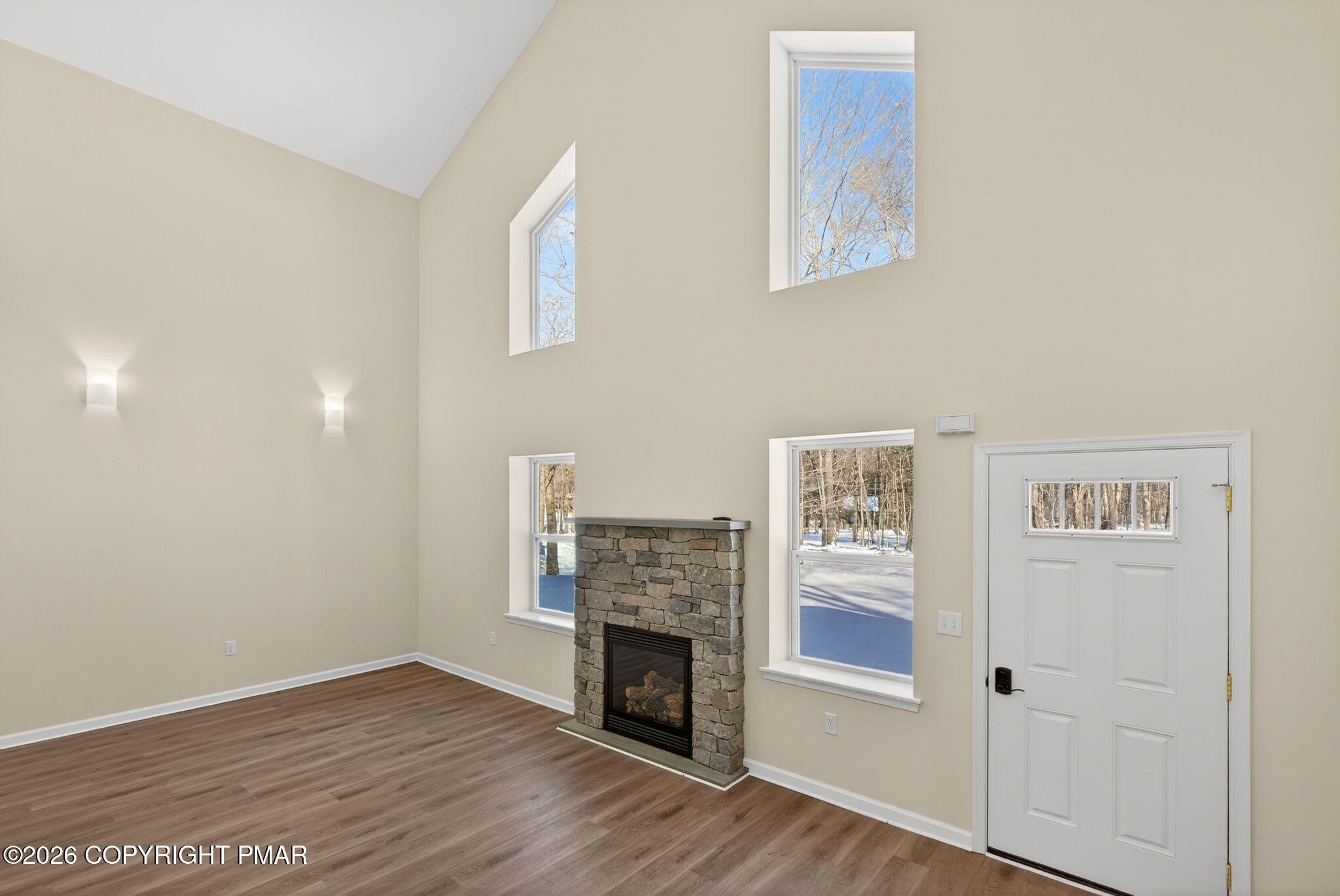 1073 West Side Drive Property Photo 28