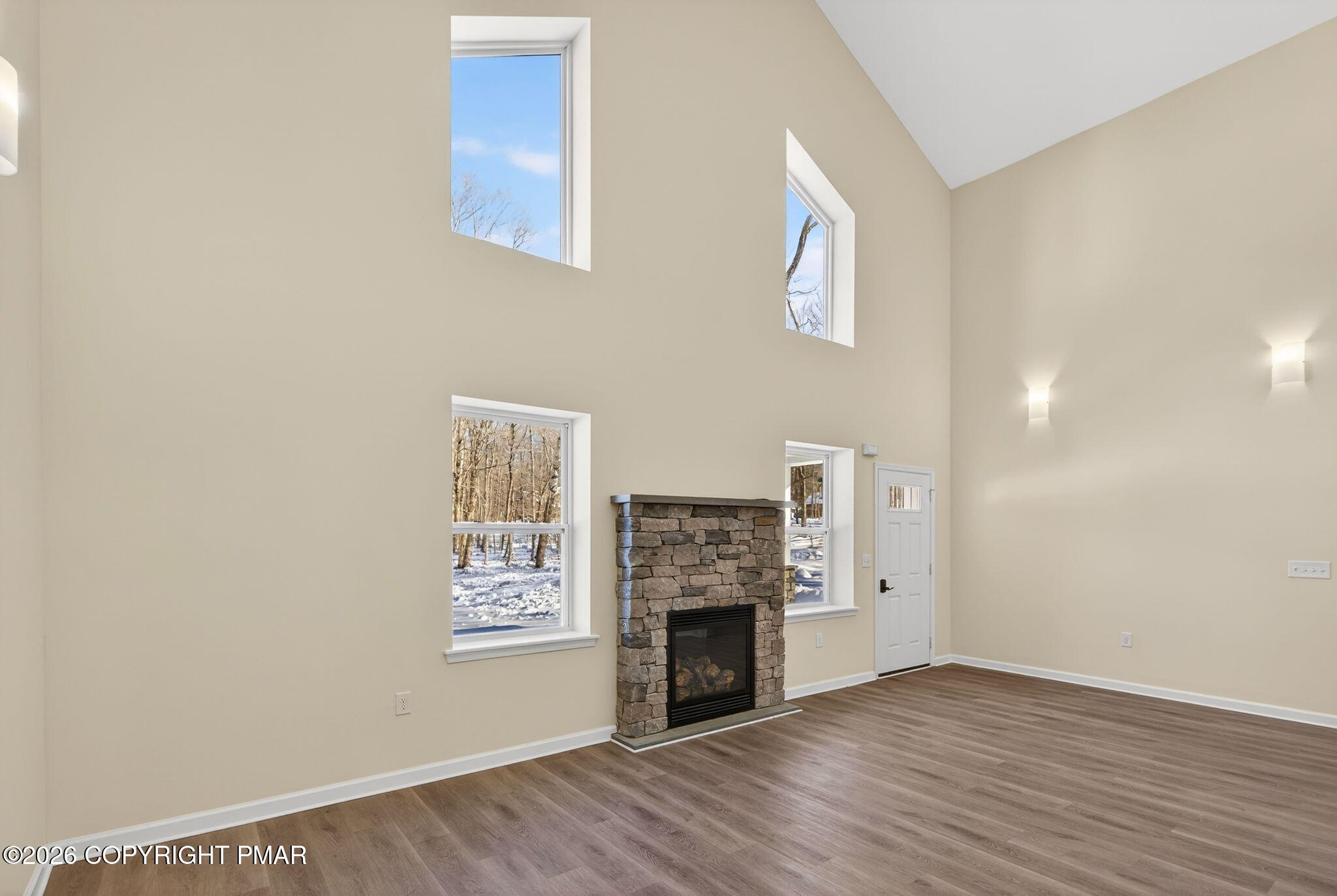 1073 West Side Drive Property Photo 33