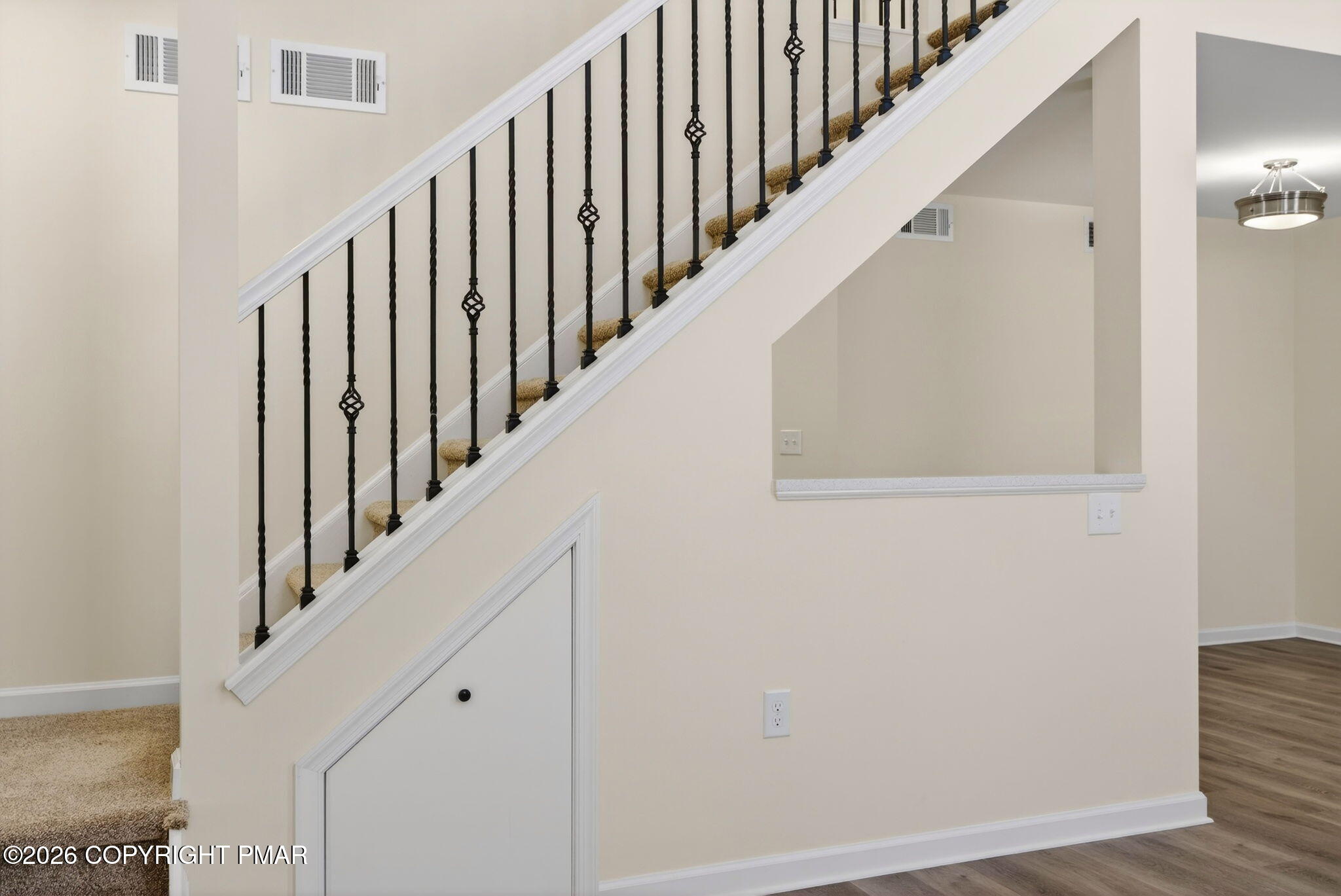 1073 West Side Drive Property Photo 36