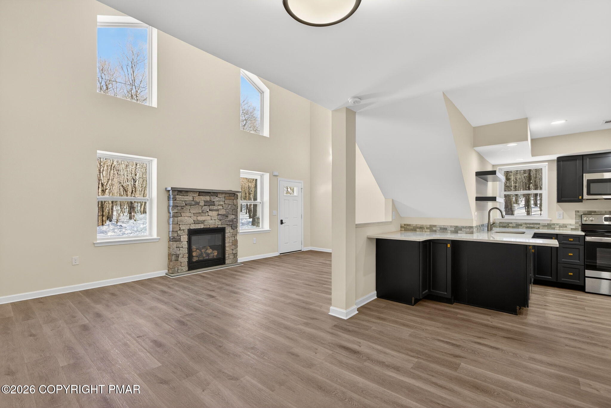 1073 West Side Drive Property Photo 39