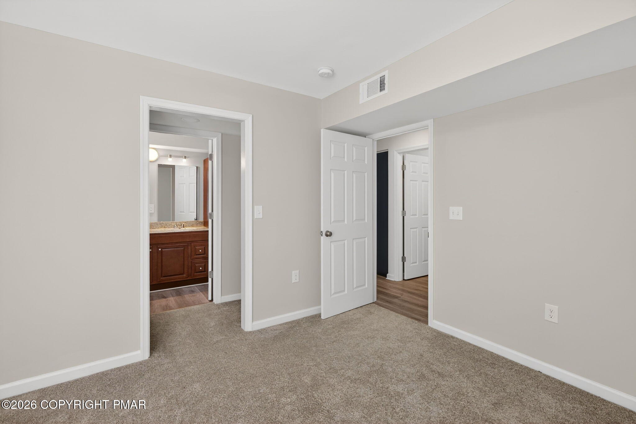 1073 West Side Drive Property Photo 52