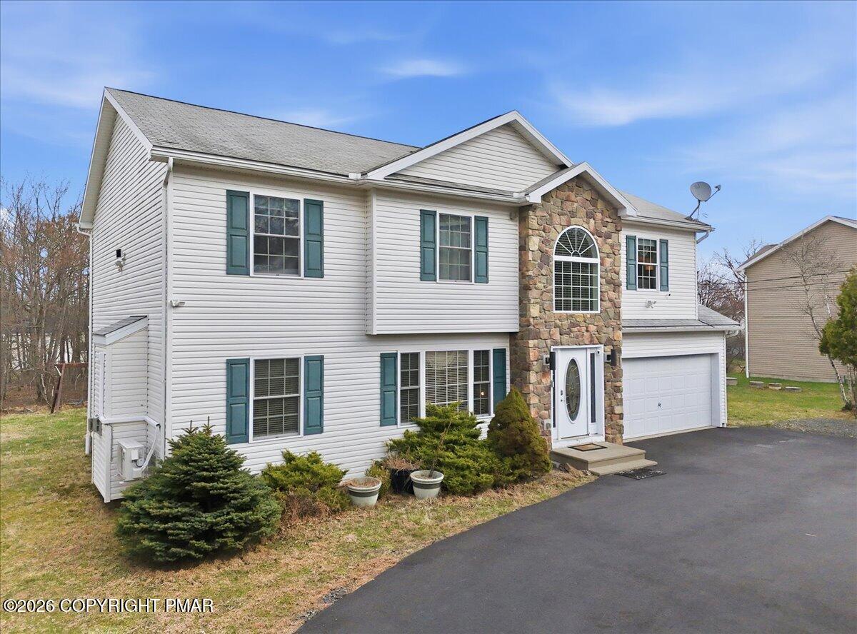 2431 Grey Birch Lane Property Photo 7