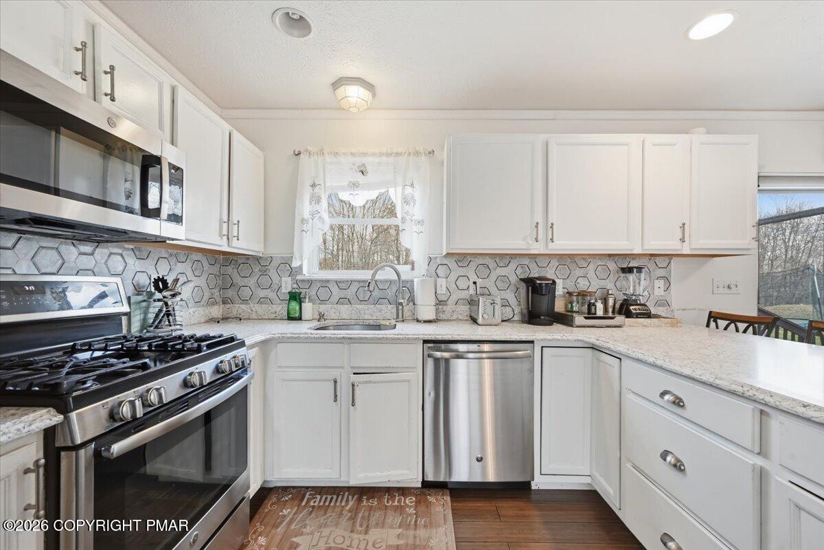 2431 Grey Birch Lane Property Photo 30
