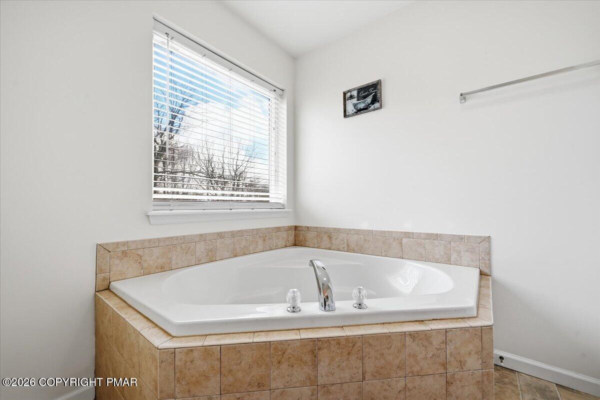 2431 Grey Birch Lane Property Photo 69