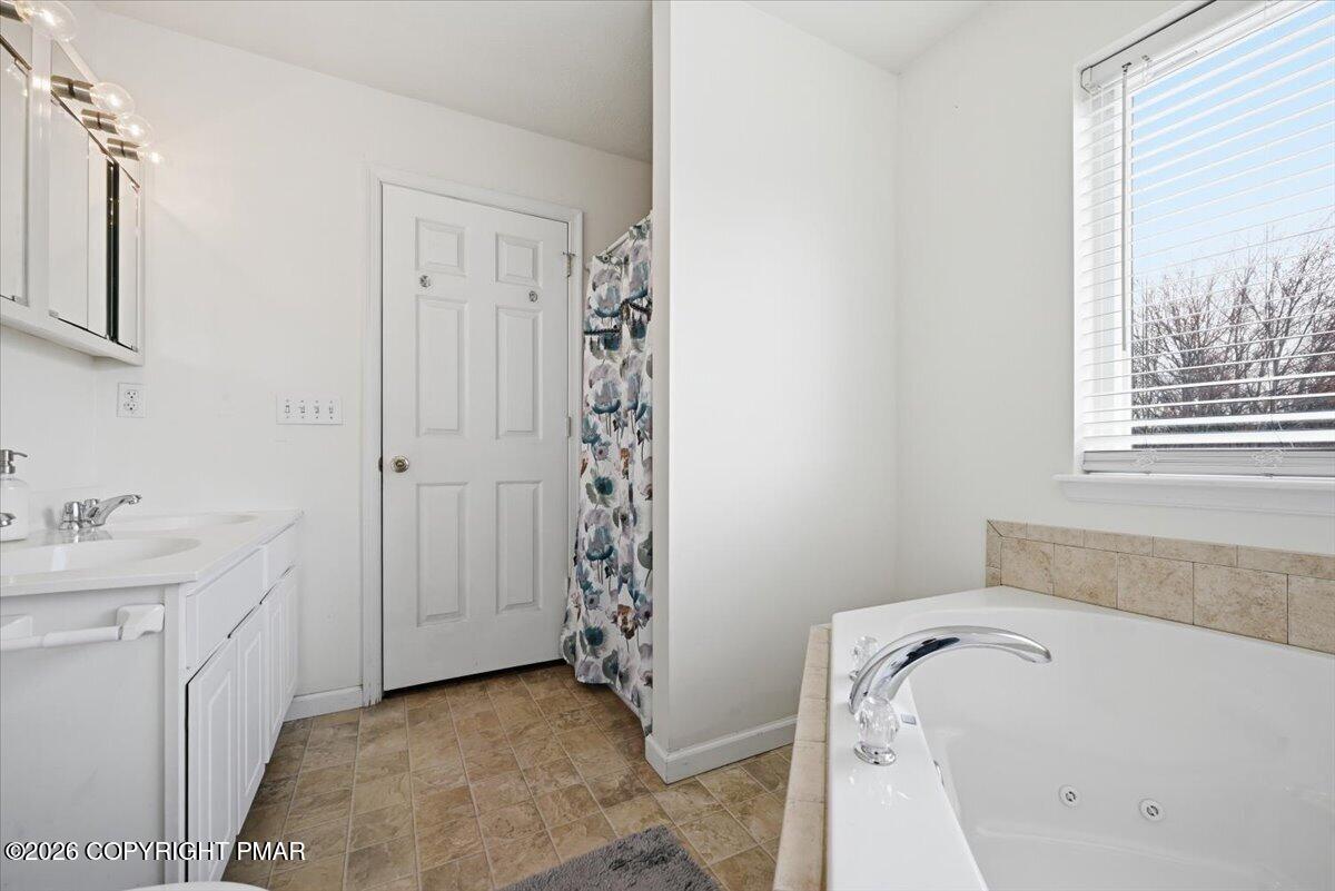 2431 Grey Birch Lane Property Photo 70