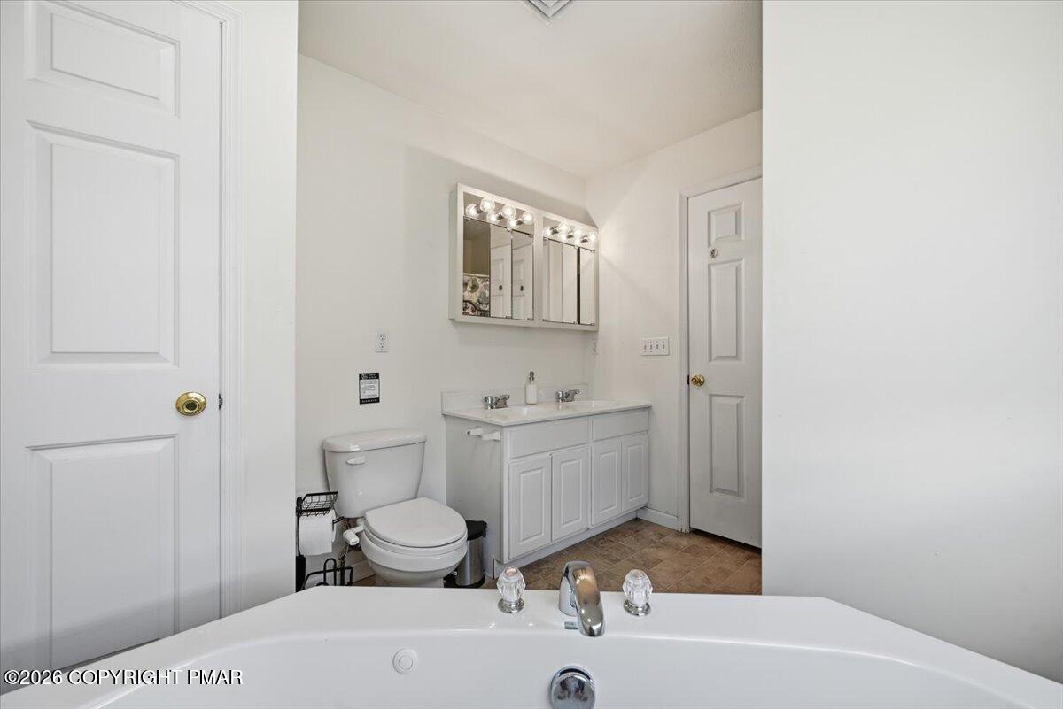 2431 Grey Birch Lane Property Photo 72