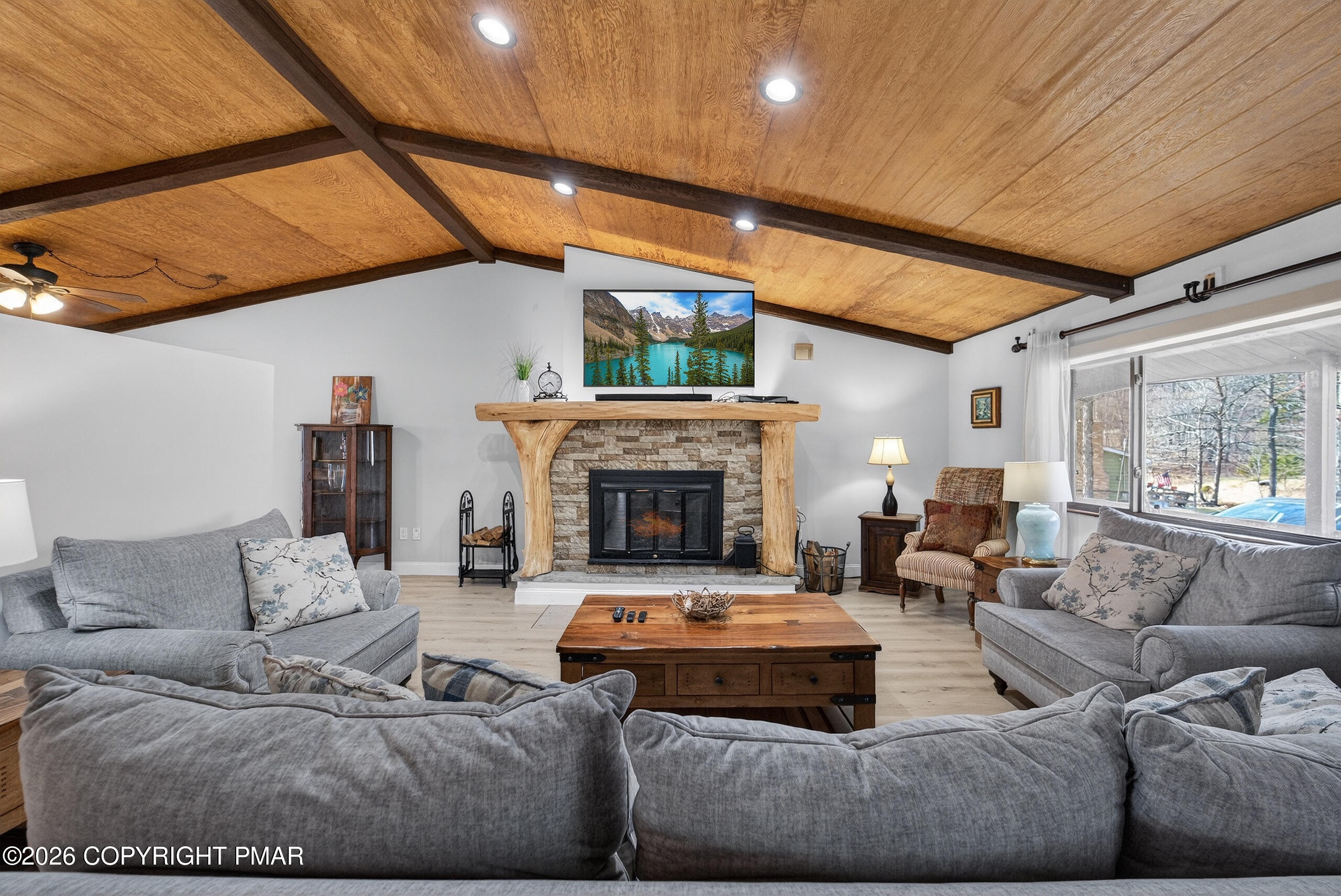 4143 Spring Circle Property Photo 8