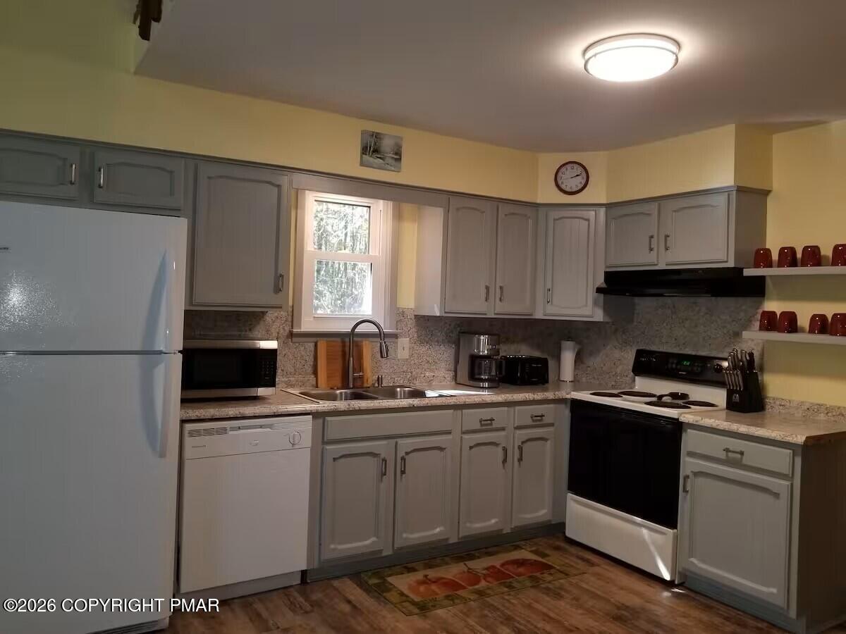125 Birch Drive Property Photo 3