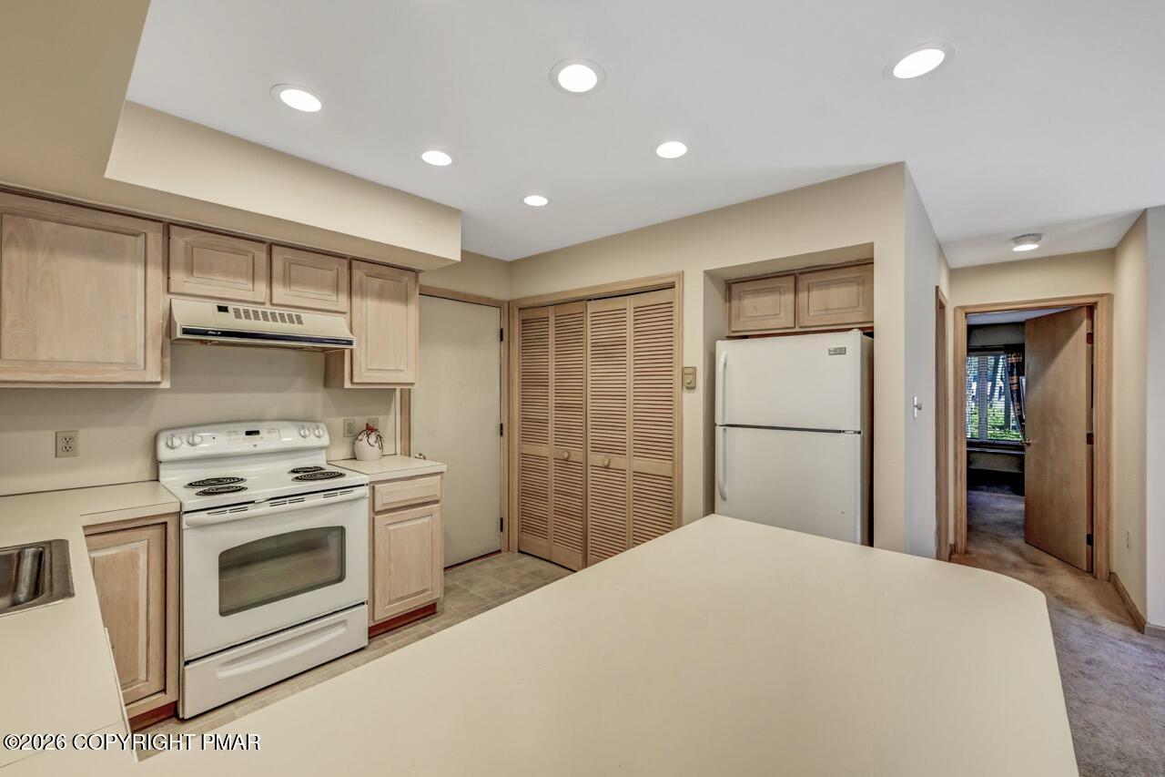 321 Route 423 Property Photo 25