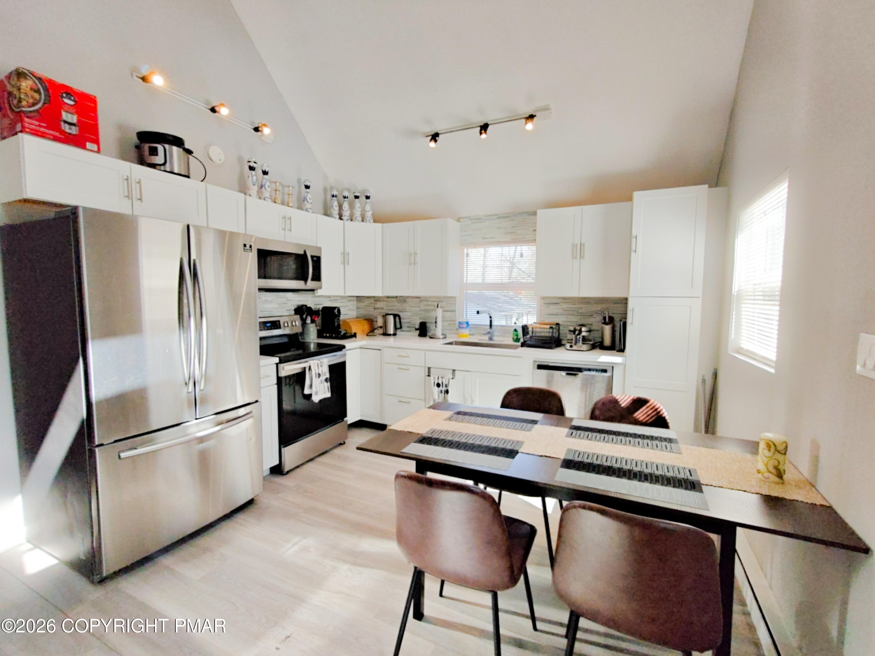 107 Snowshoe Drive Property Photo 5