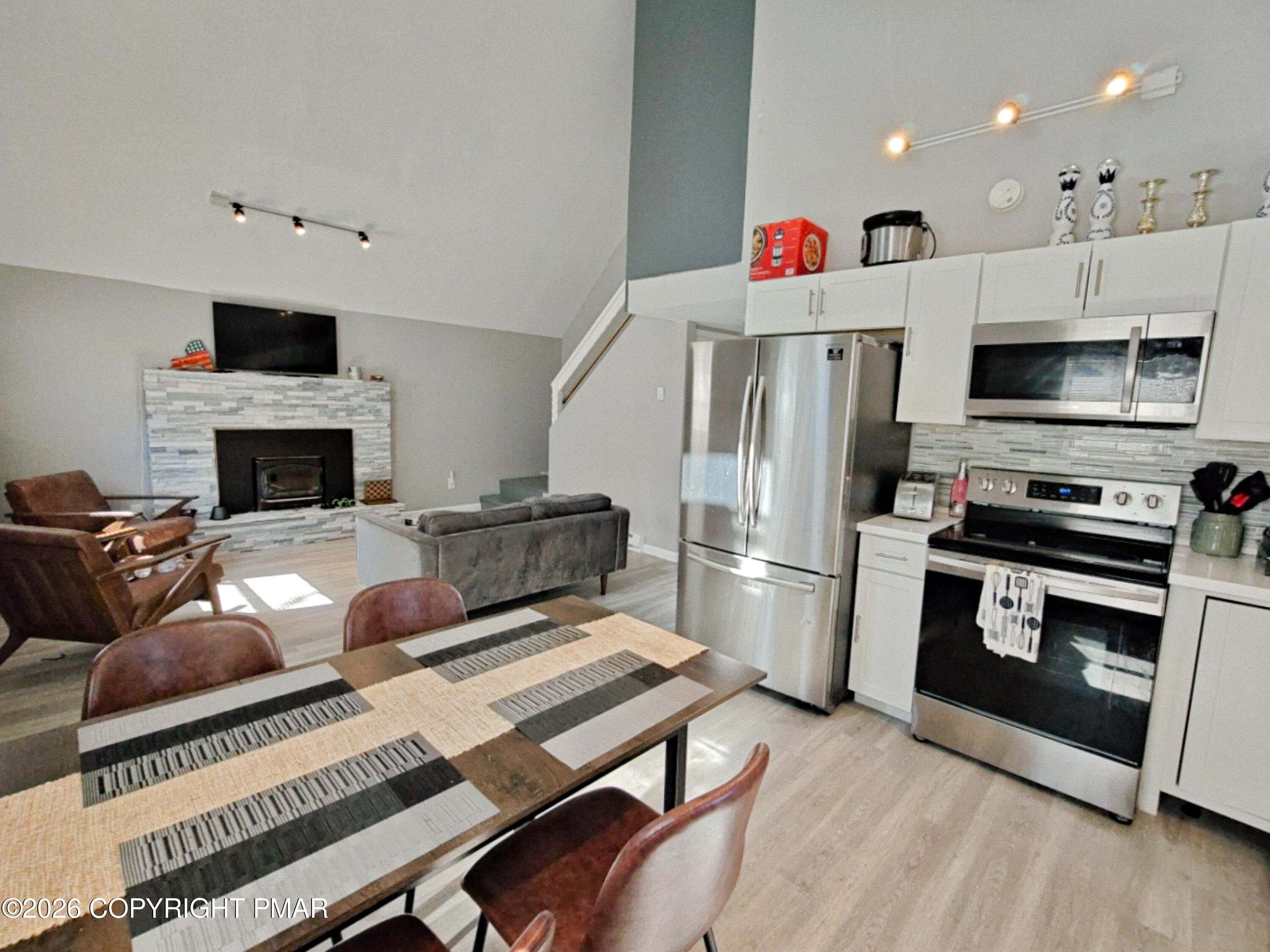 107 Snowshoe Drive Property Photo 6