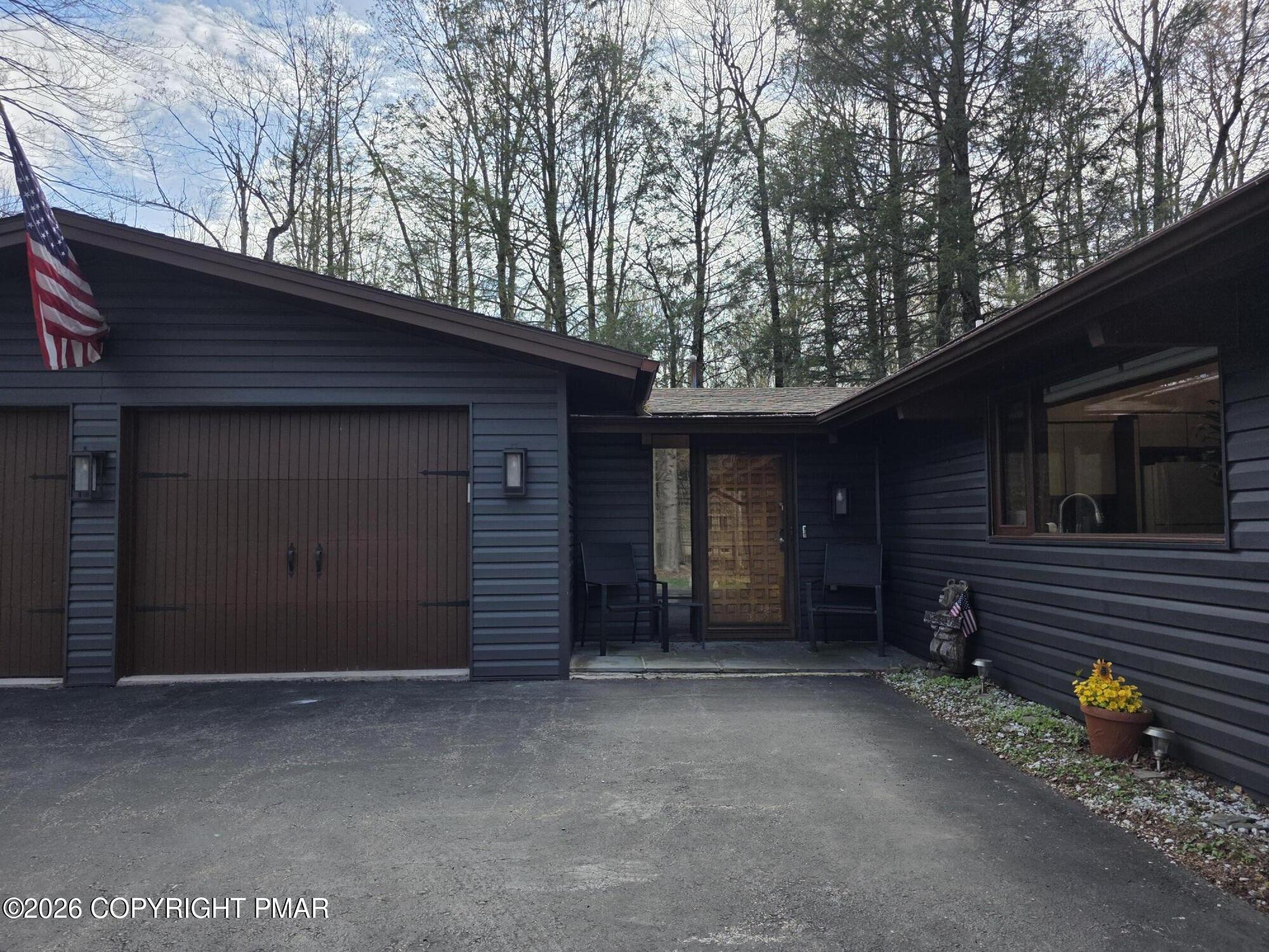 290 King Arthur Road Property Photo 7
