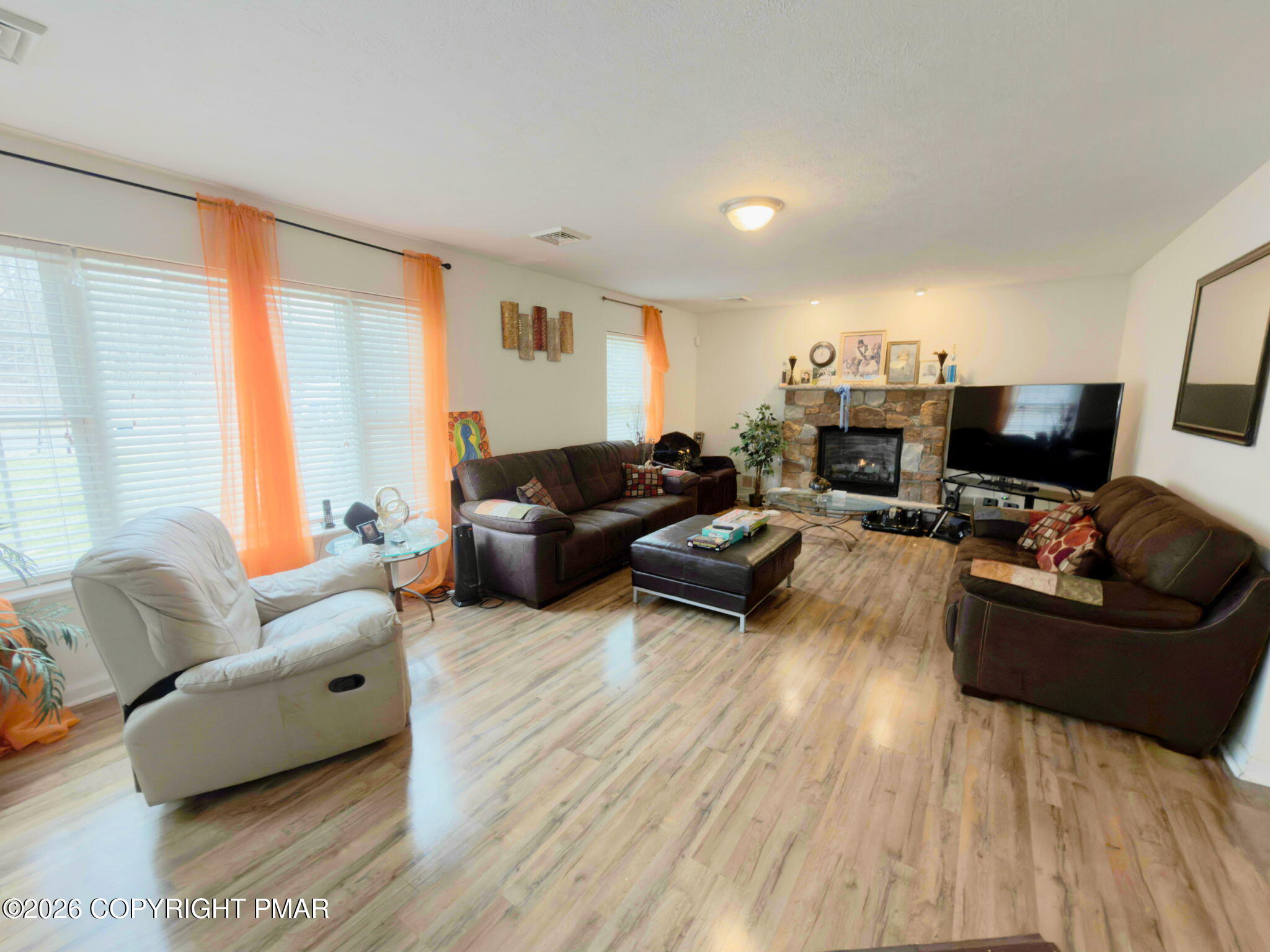 6017 Boardwalk Drive Property Photo 2