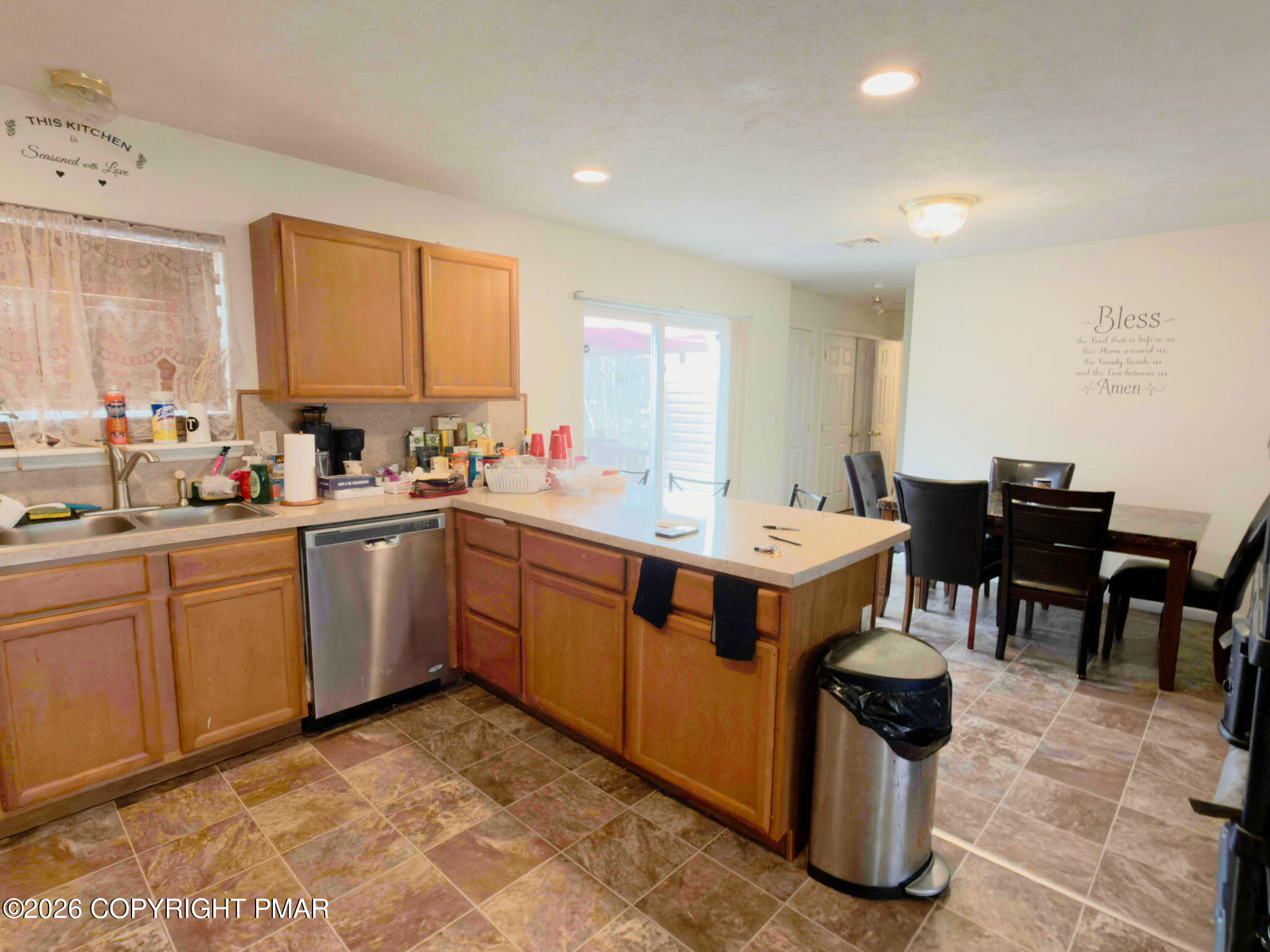 6017 Boardwalk Drive Property Photo 7