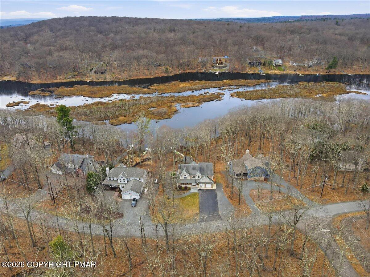 290 W Lakeview Road Property Photo 5