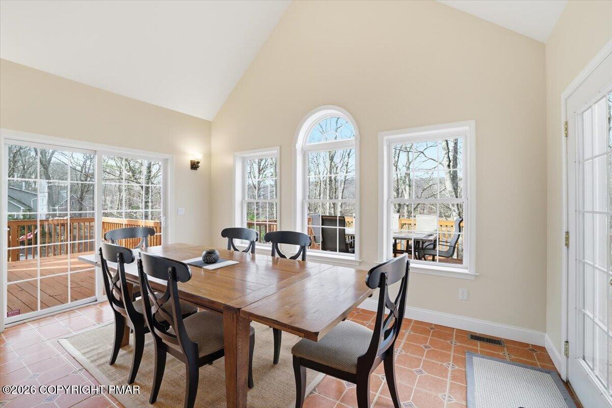290 W Lakeview Road Property Photo 18