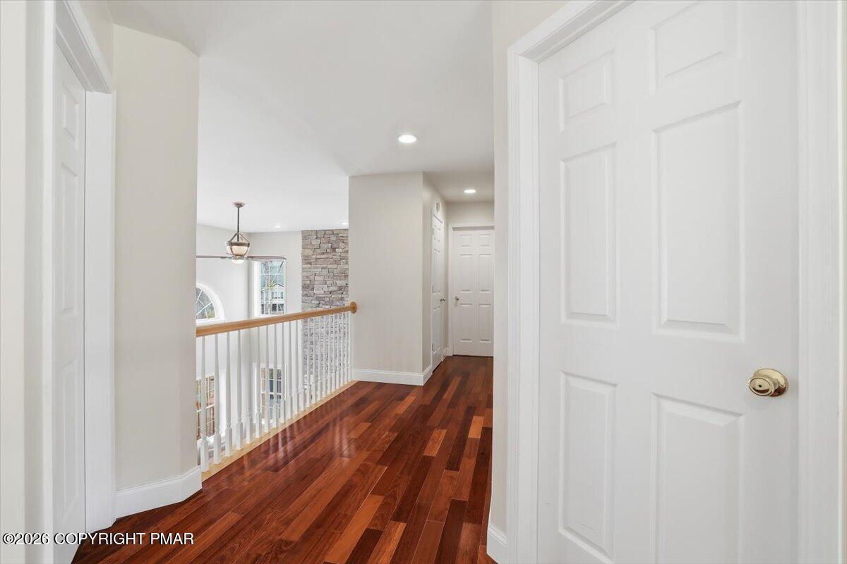 290 W Lakeview Road Property Photo 31