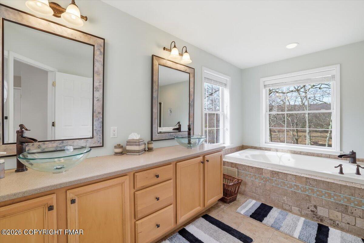 290 W Lakeview Road Property Photo 36