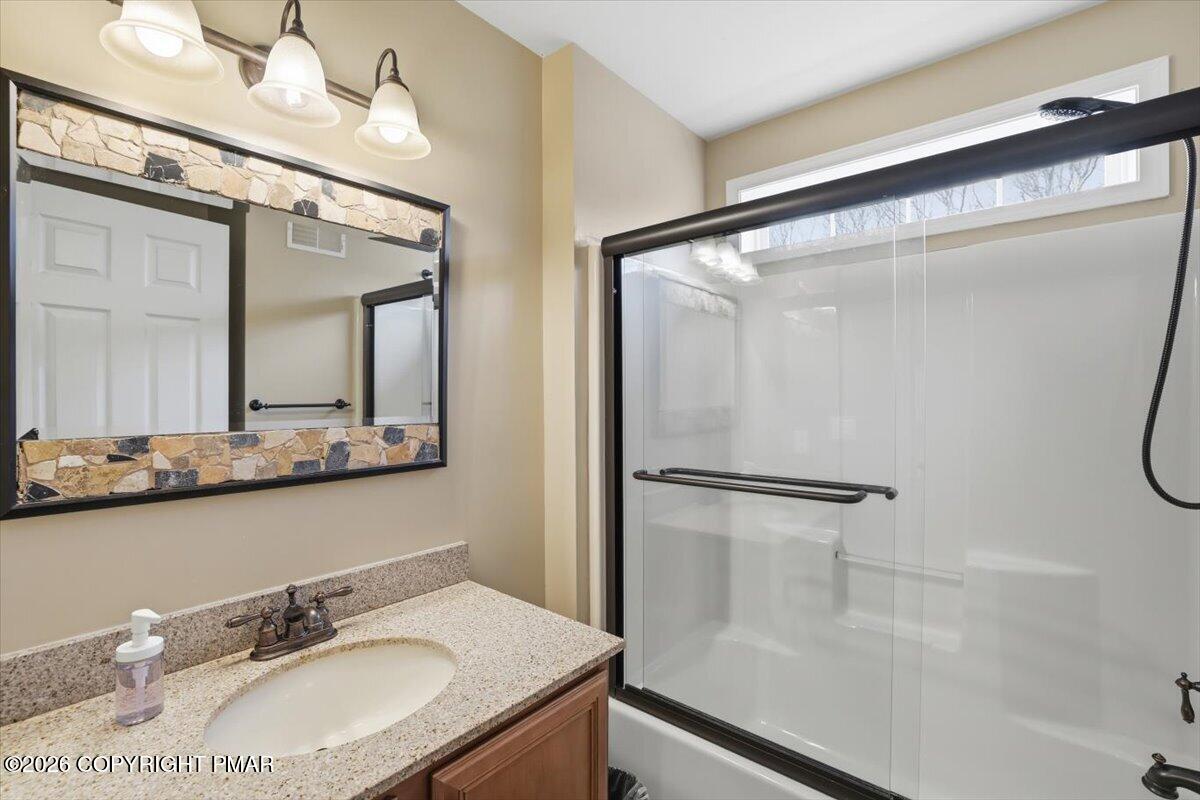 290 W Lakeview Road Property Photo 43