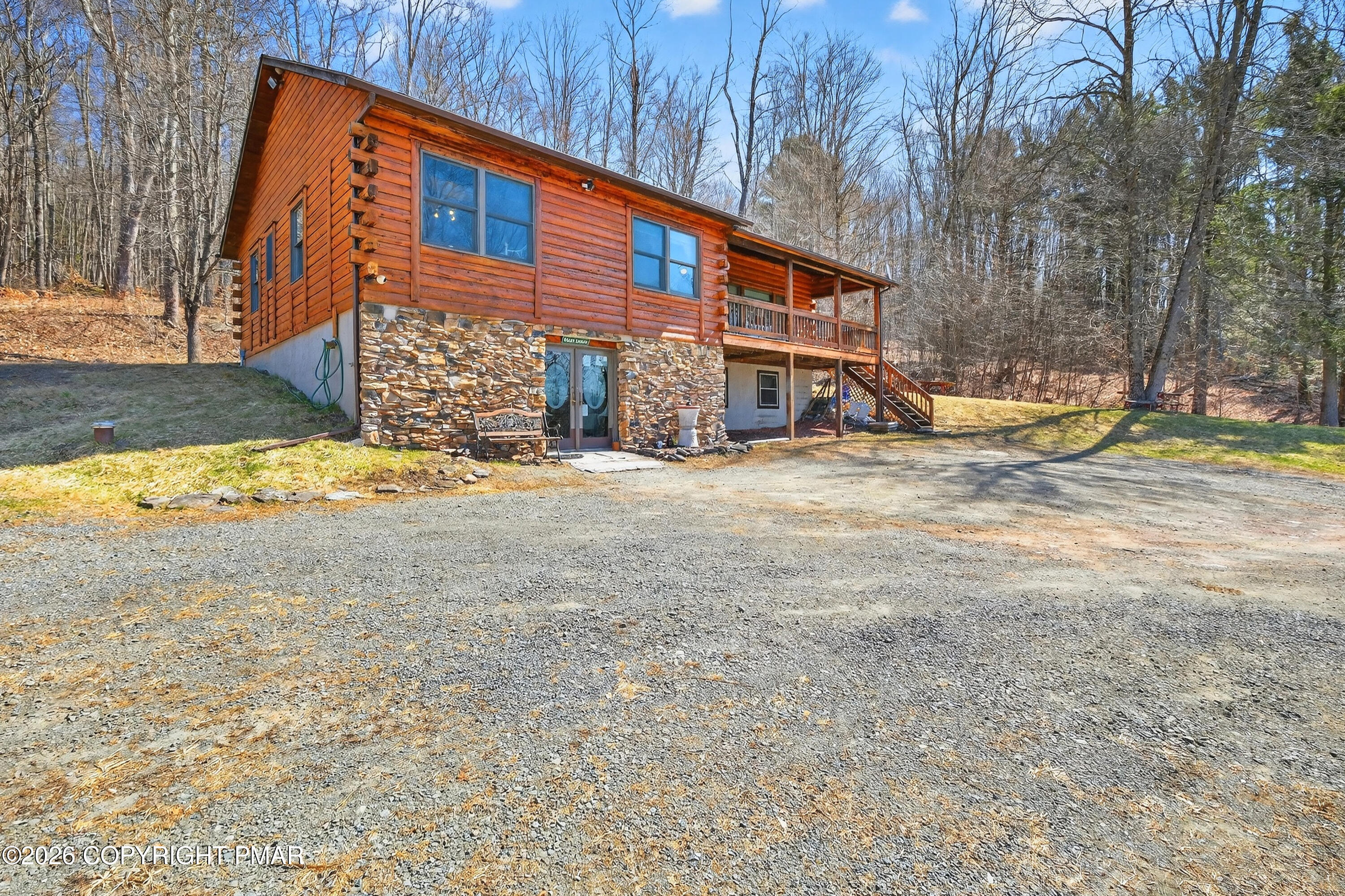 PM-140375 Property Photo 2