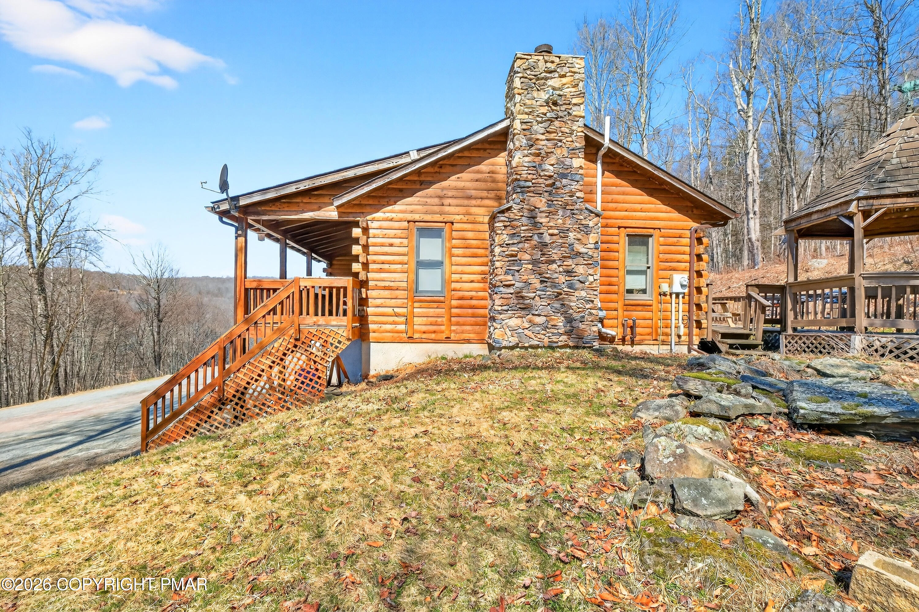 PM-140375 Property Photo 40