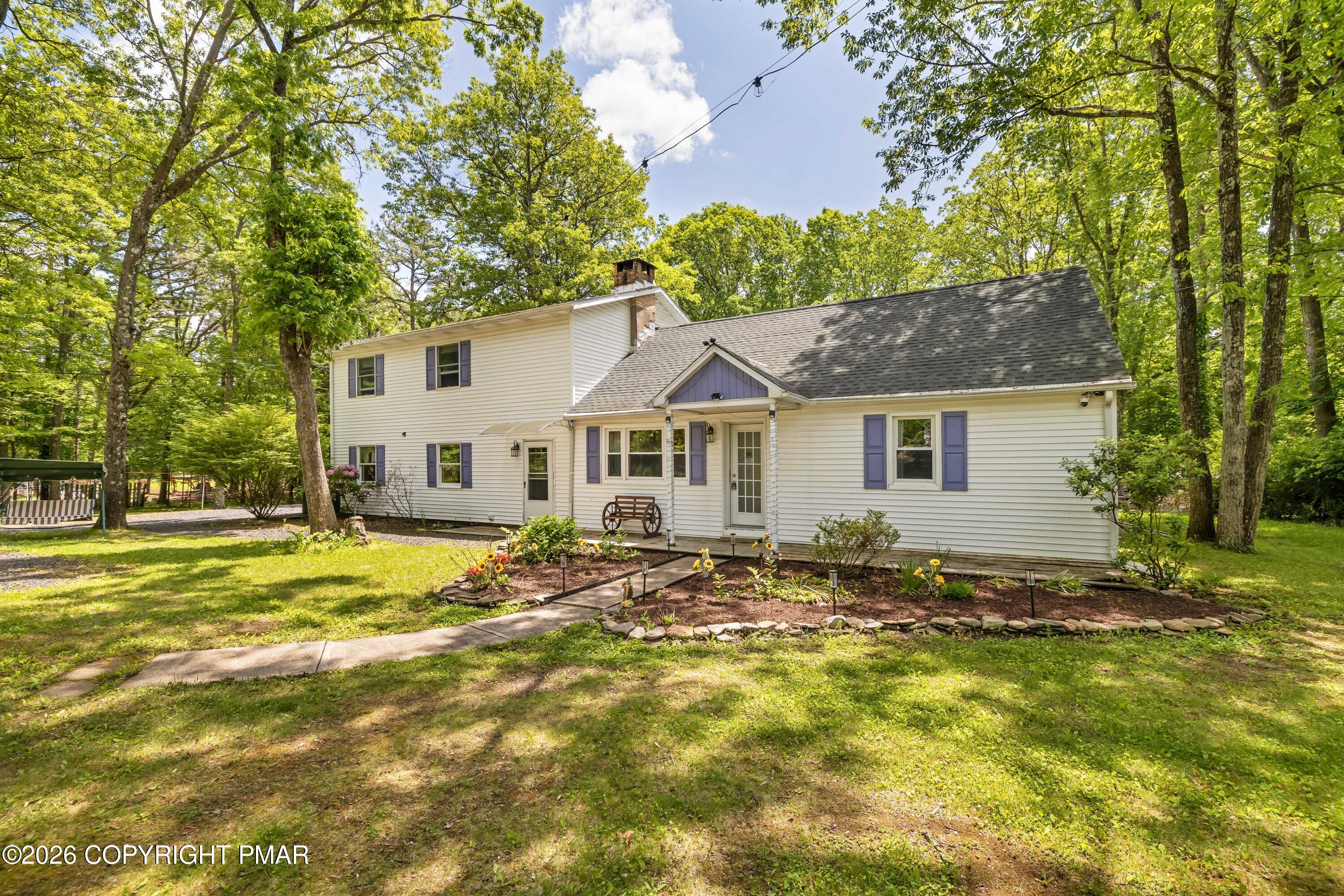 1106 Lakeside Drive Property Photo 1