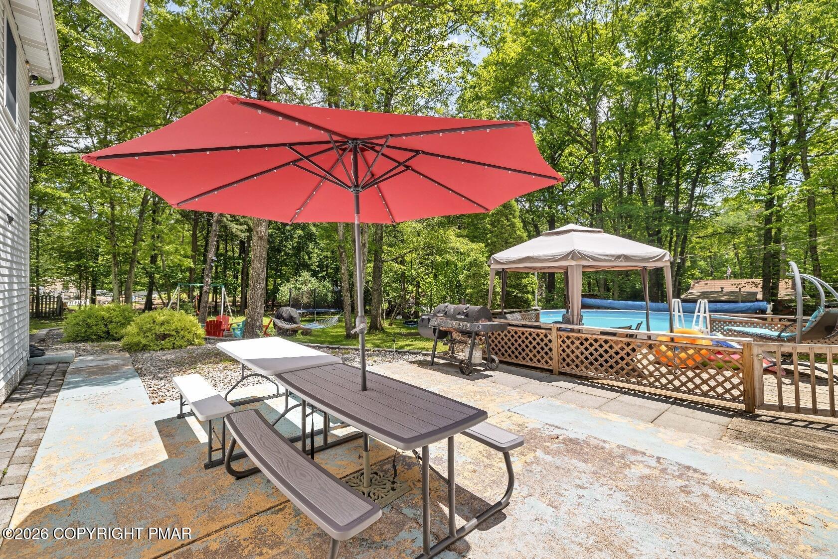 1106 Lakeside Drive Property Photo 9