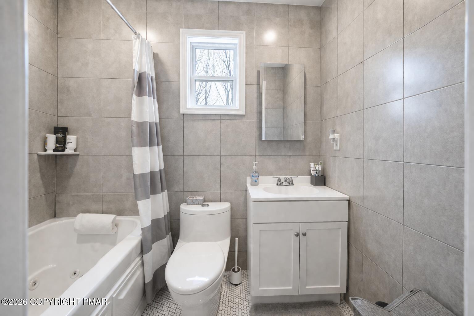 1106 Lakeside Drive Property Photo 16