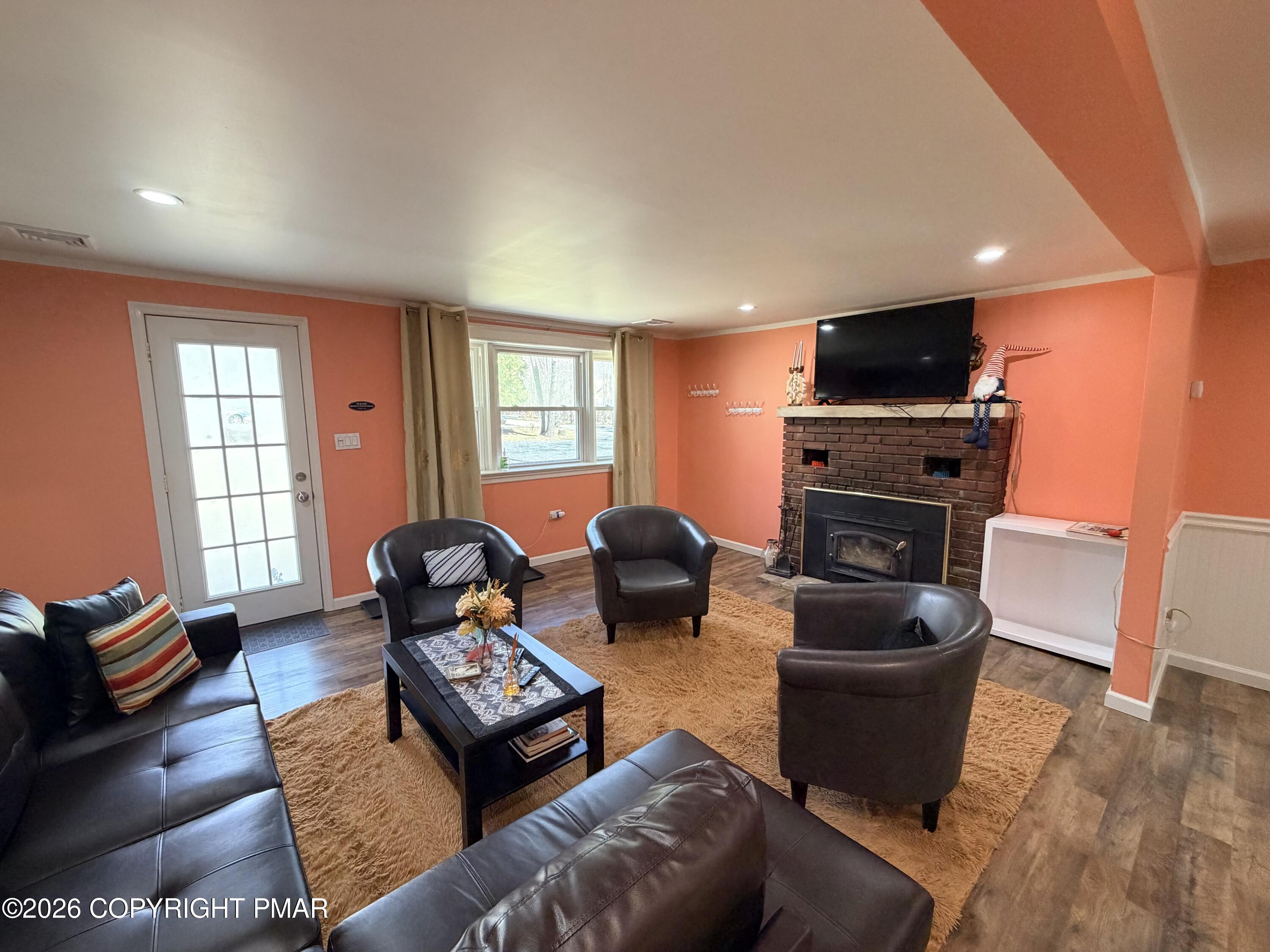 1106 Lakeside Drive Property Photo 30