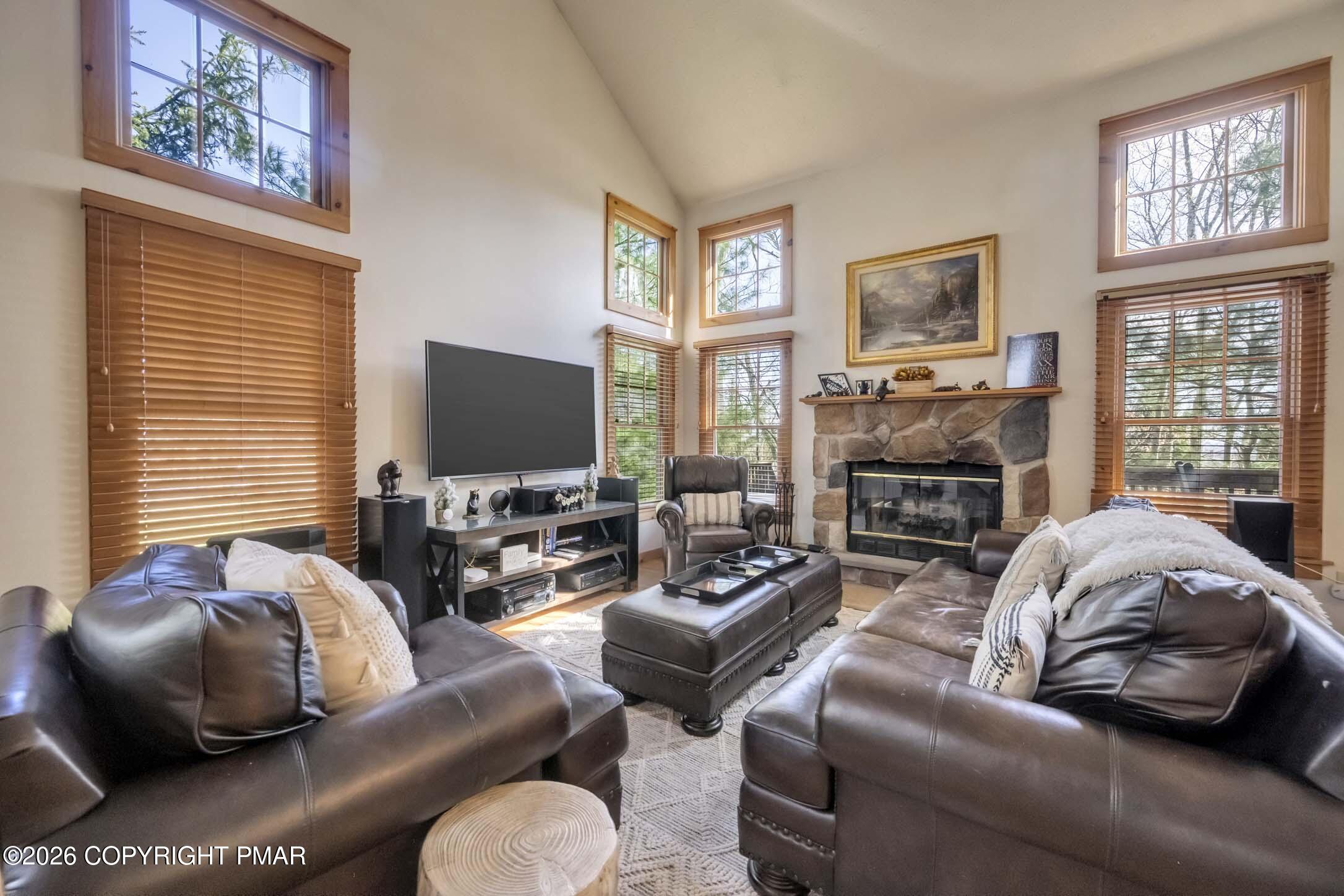 150 Upper Deer Valley Road Property Photo 5
