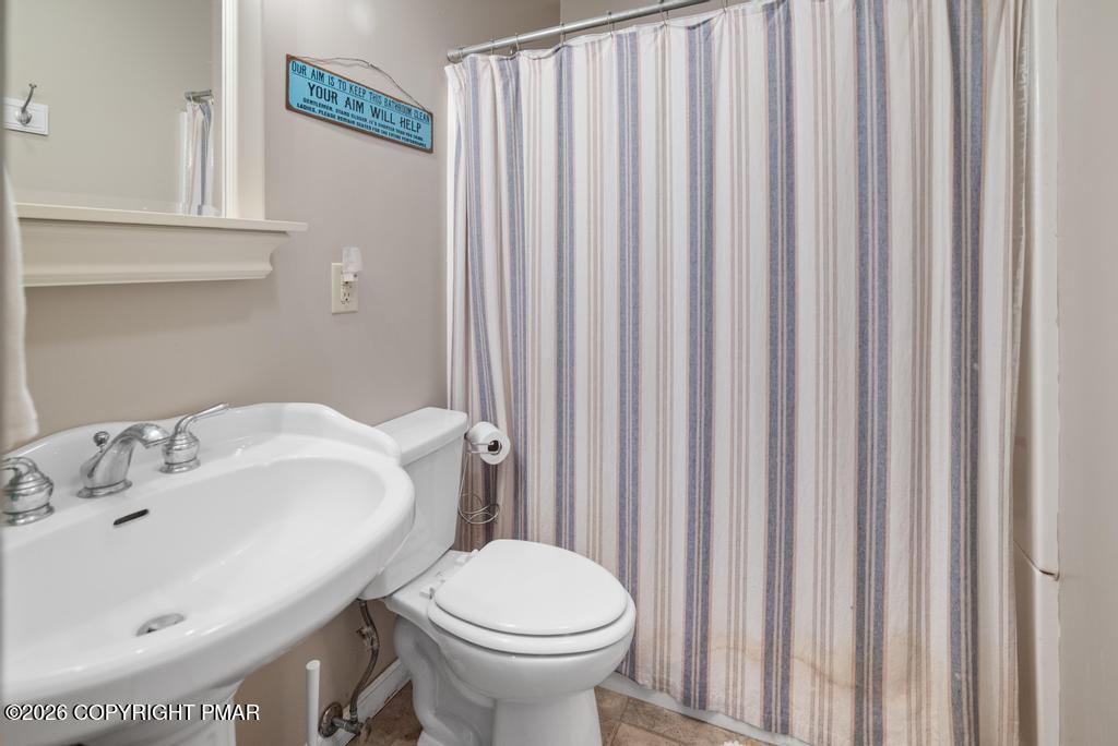 128 Long View Lane Property Photo 19