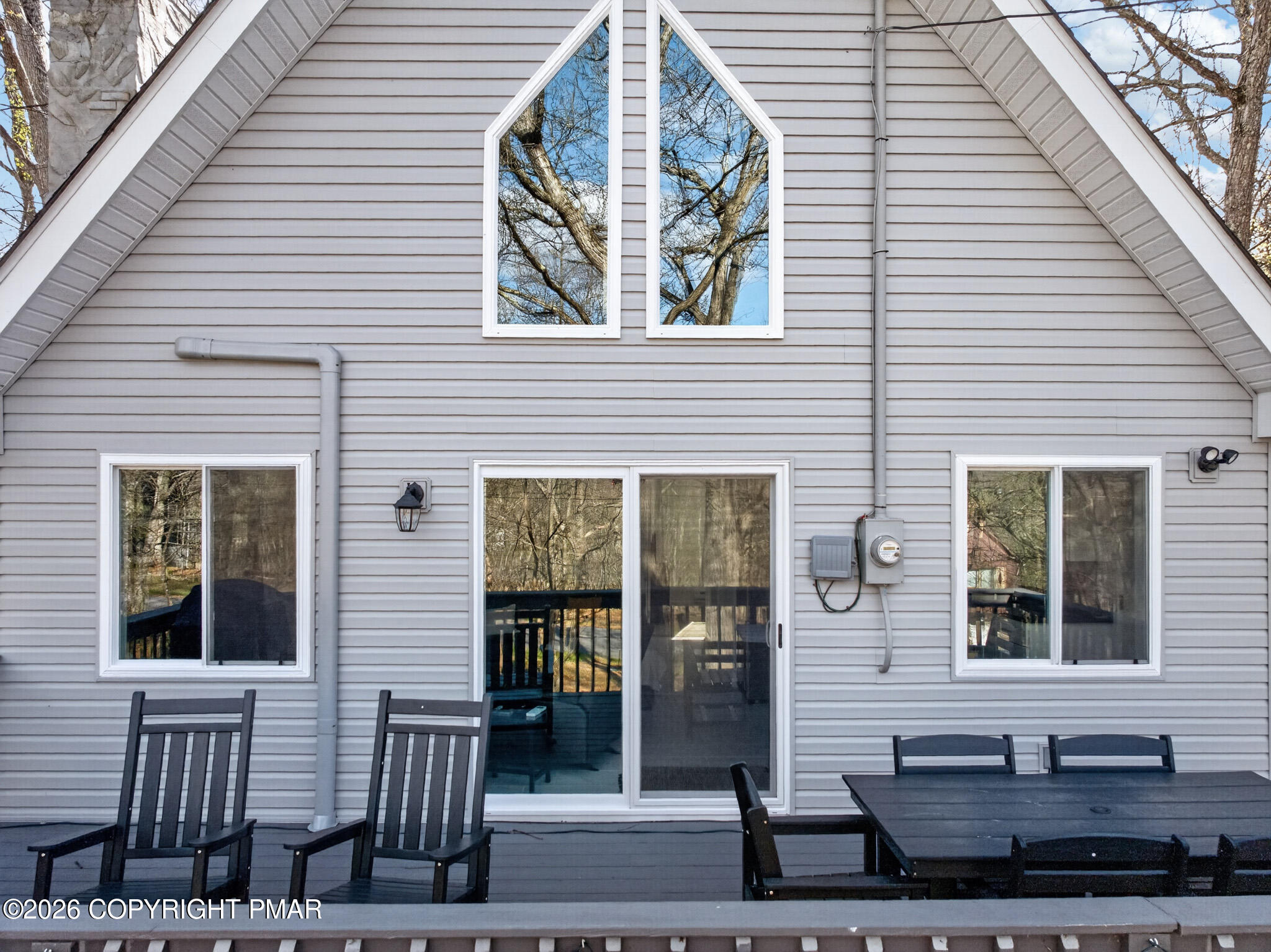 3166 Cherry Ridge Road Property Photo 5