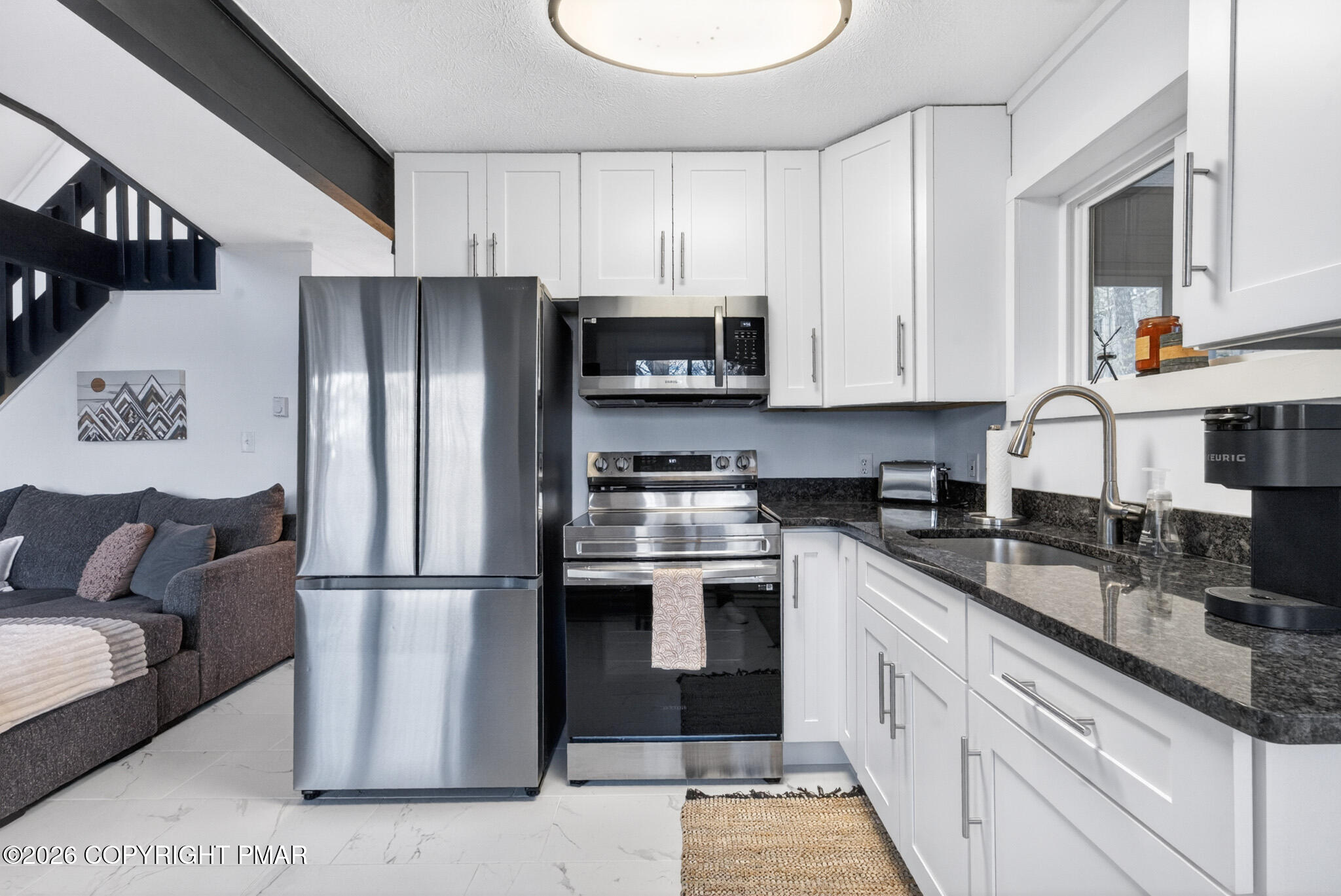 3166 Cherry Ridge Road Property Photo 12