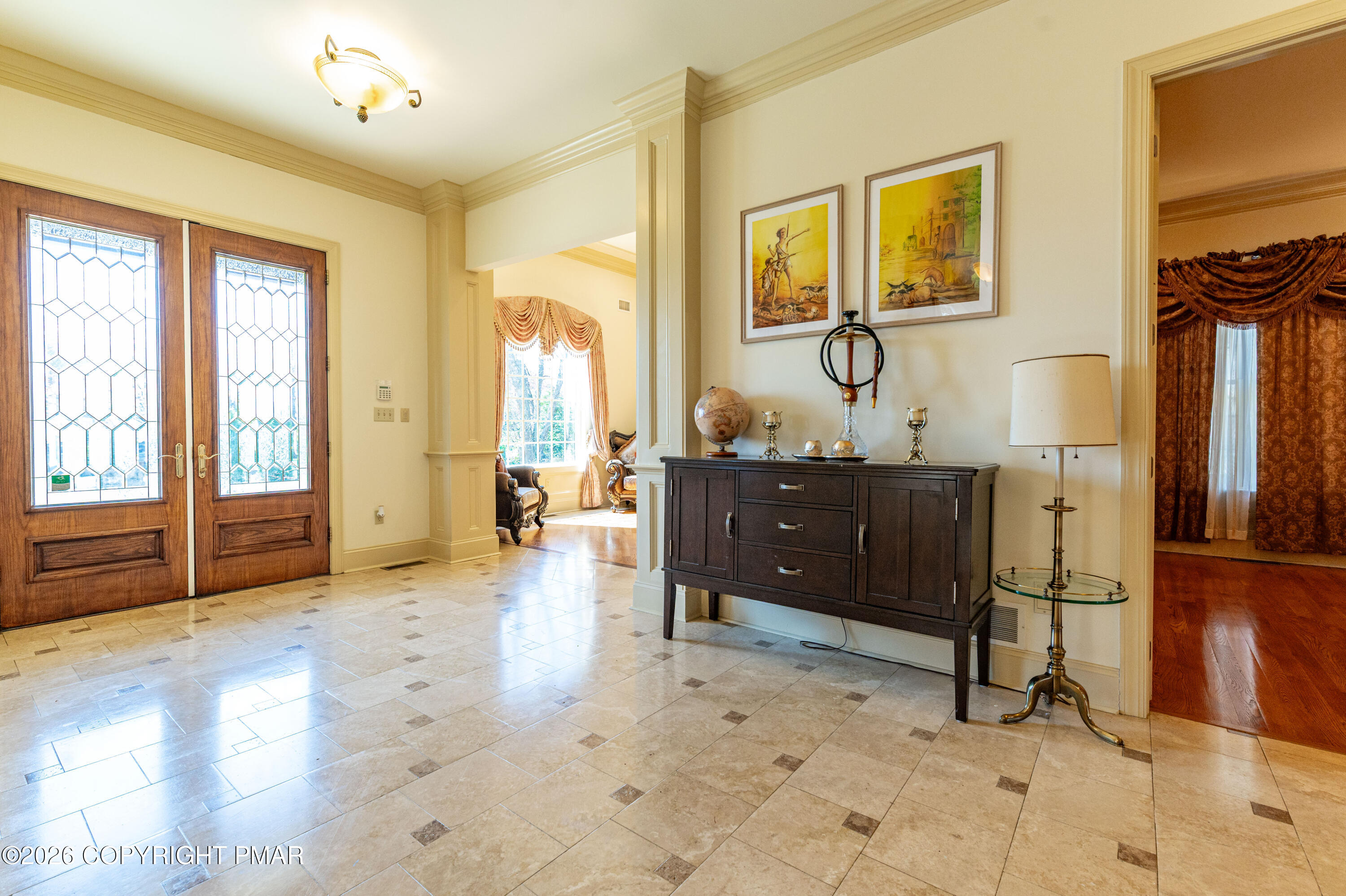 49 Crest Boulevard Property Photo 7