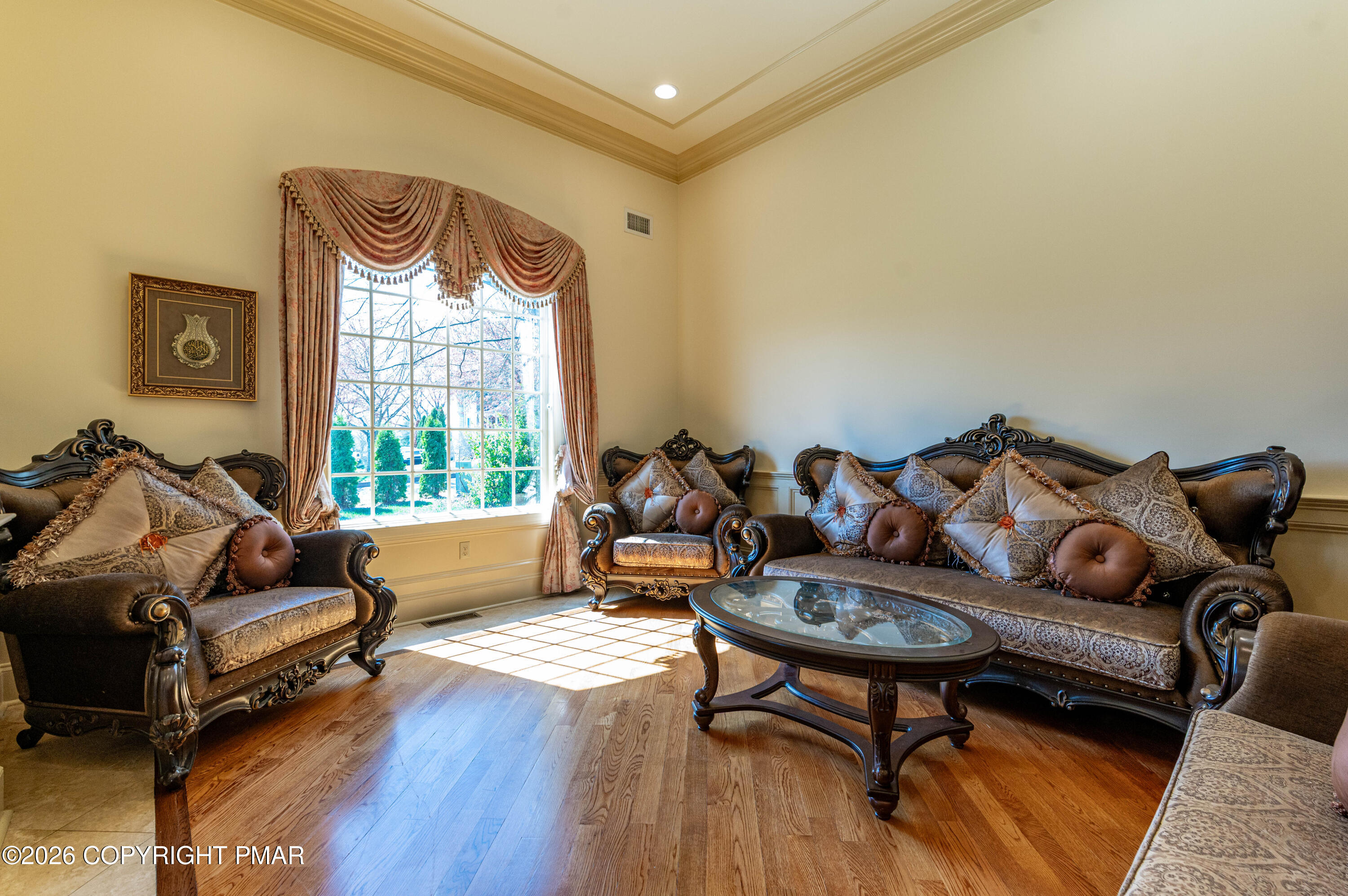 49 Crest Boulevard Property Photo 10